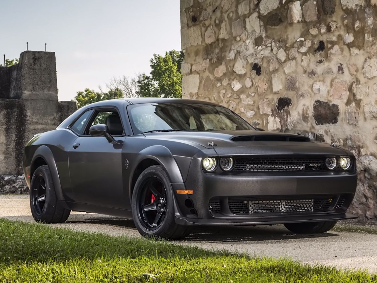 This Twin-Turbo Dodge Demon Has 1,400 HP And A Carbon Fiber Body