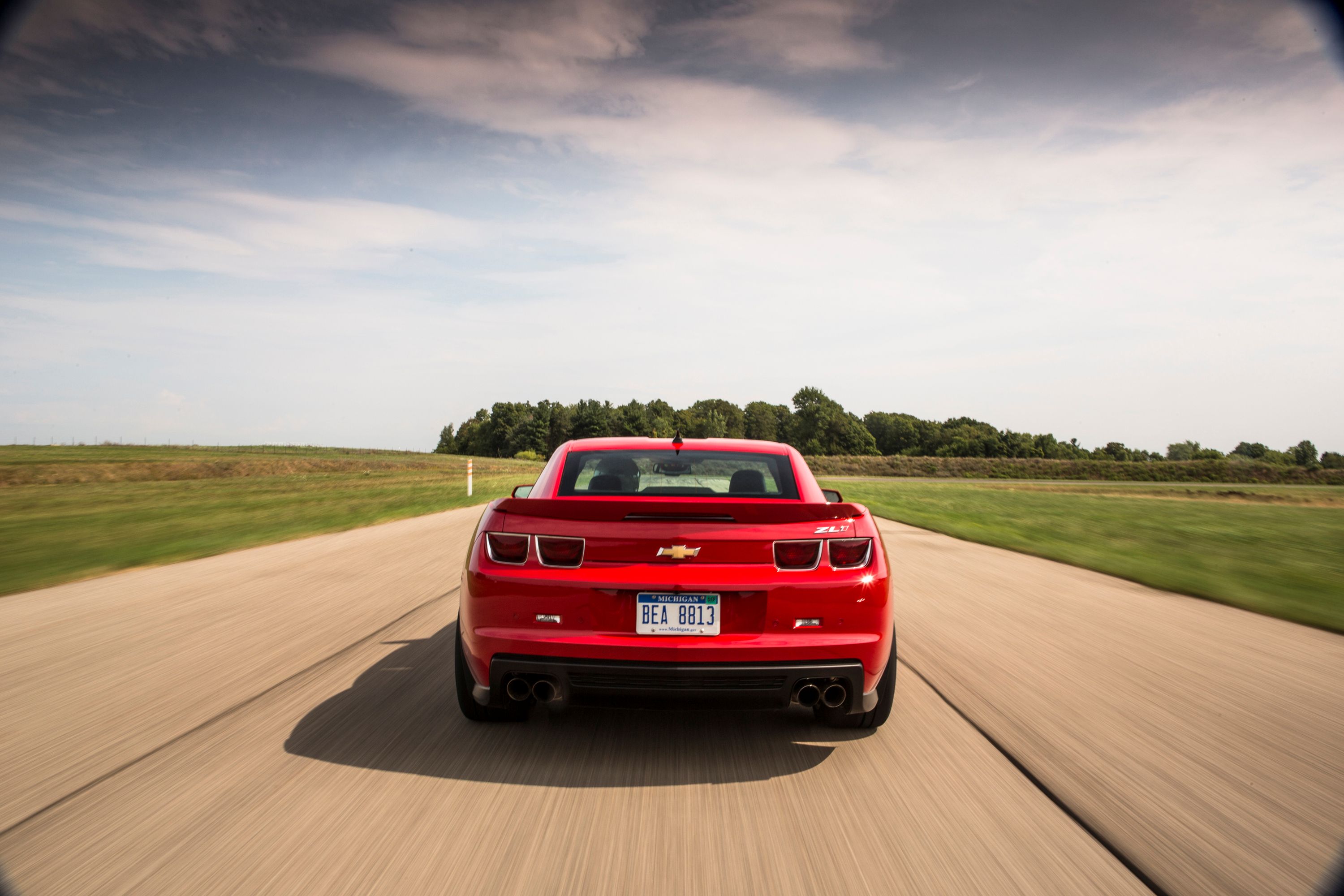 2012 Chevrolet Camaro ZL1 Coupe Pricing, Photos \u0026 Specs, image size:3000x2000