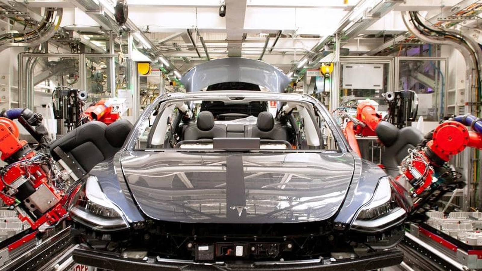 The Feds Are Investigating Tesla For Allegedly Misstating Model 3 ...