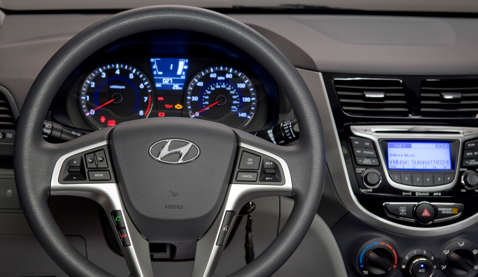 Hyundai accent interior 2012 discount