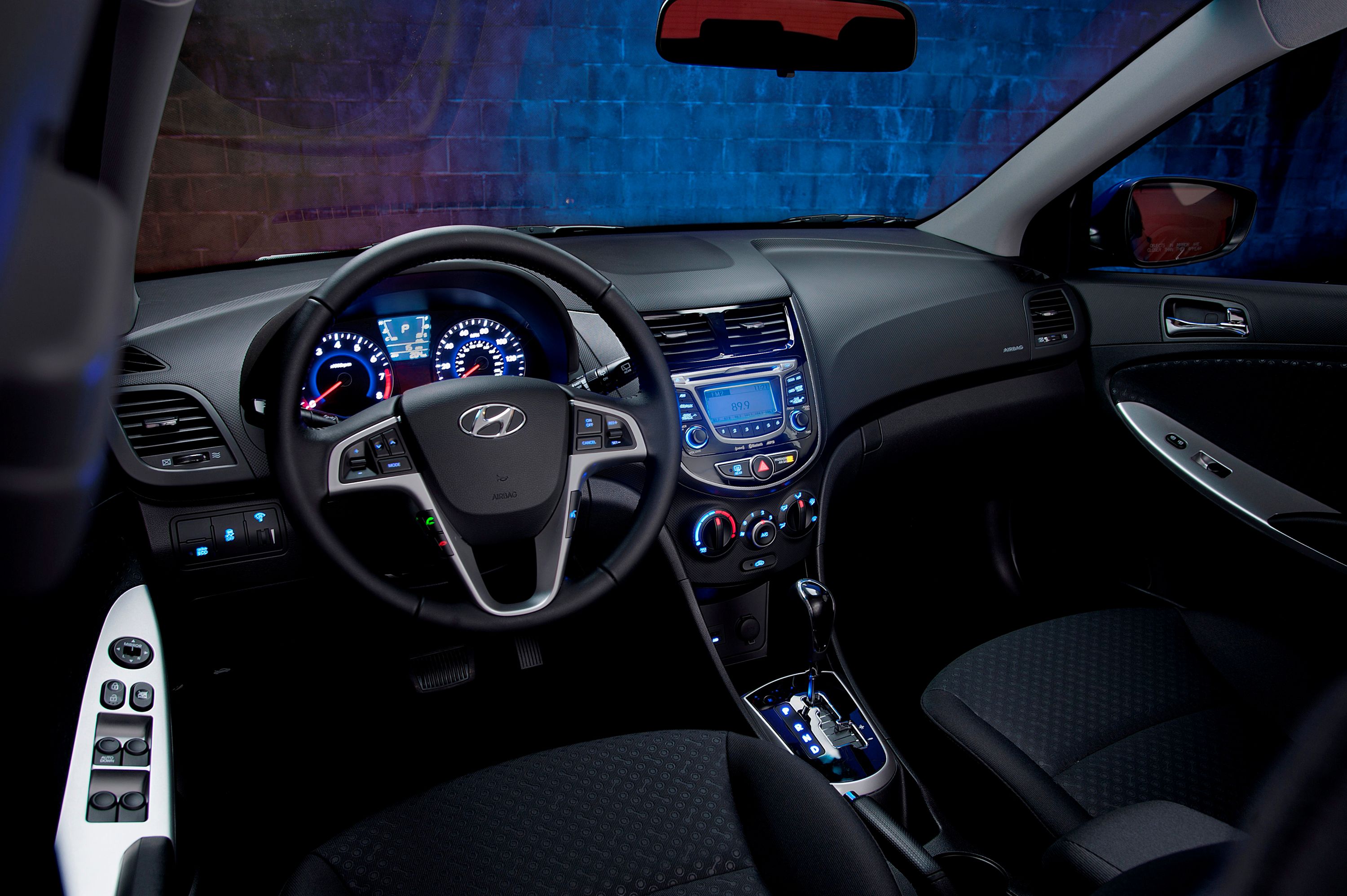 Hyundai accent 2014 interior discount