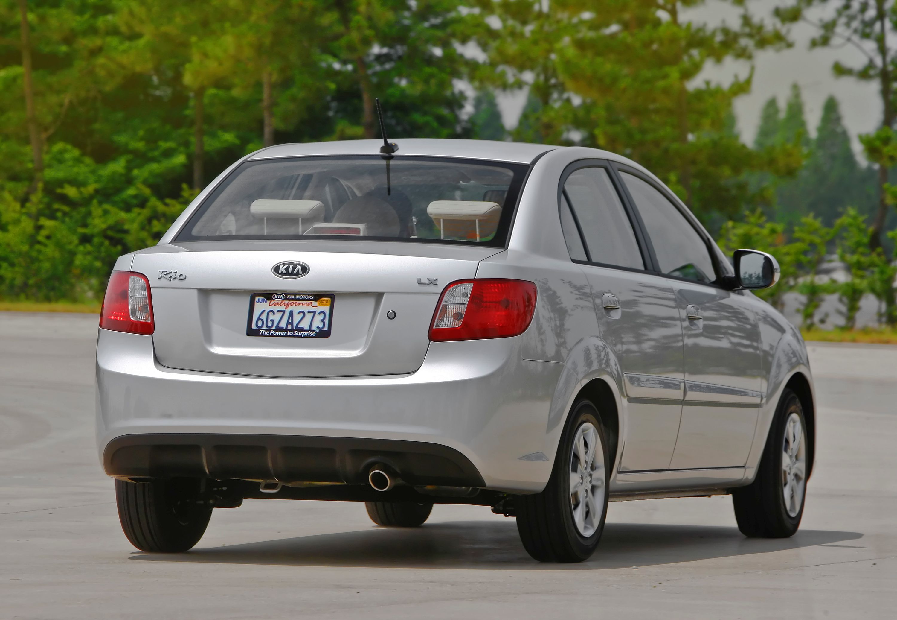 2010 Kia Rio Pricing, Photos & Specs