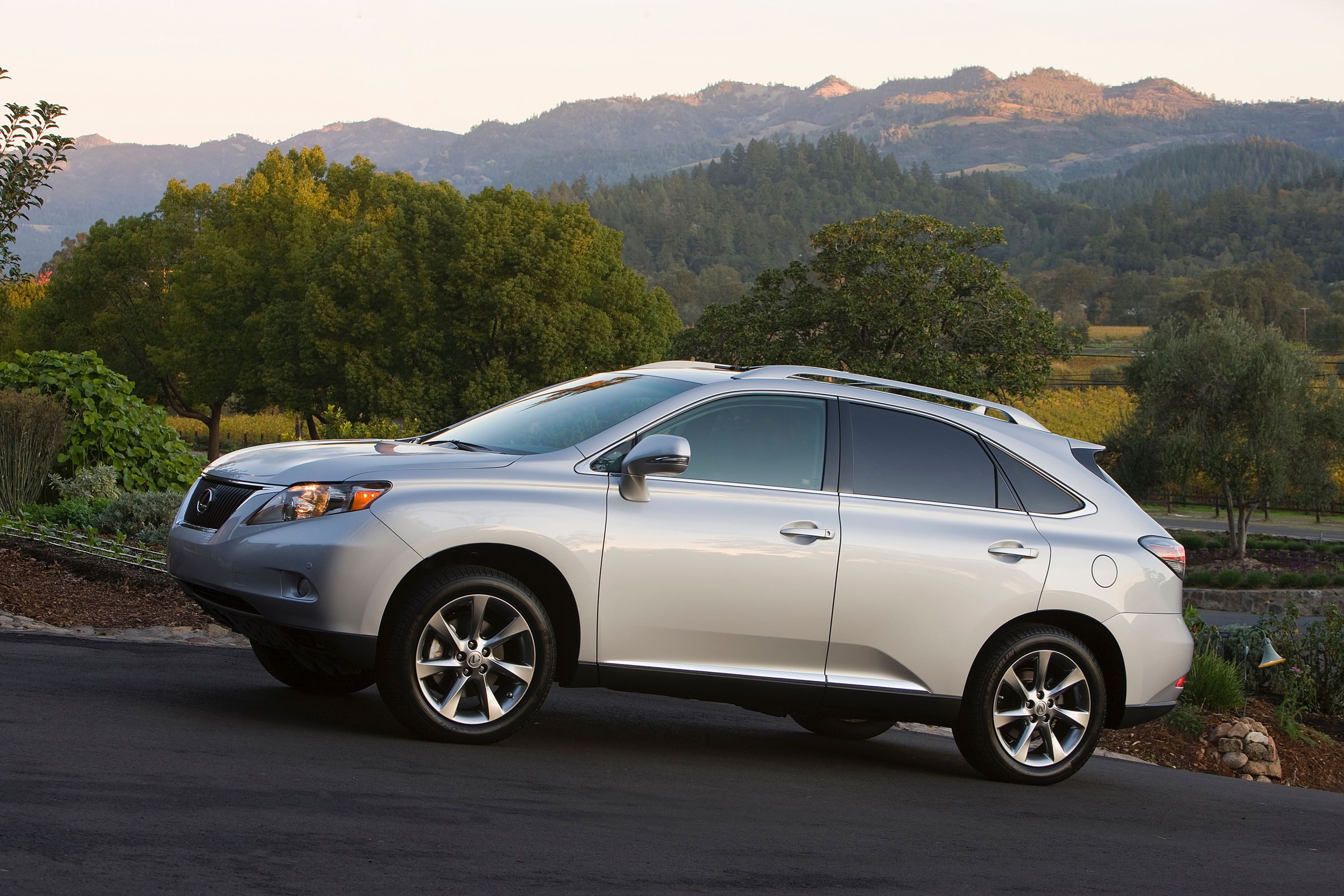 2011 Lexus RX Exterior Photos