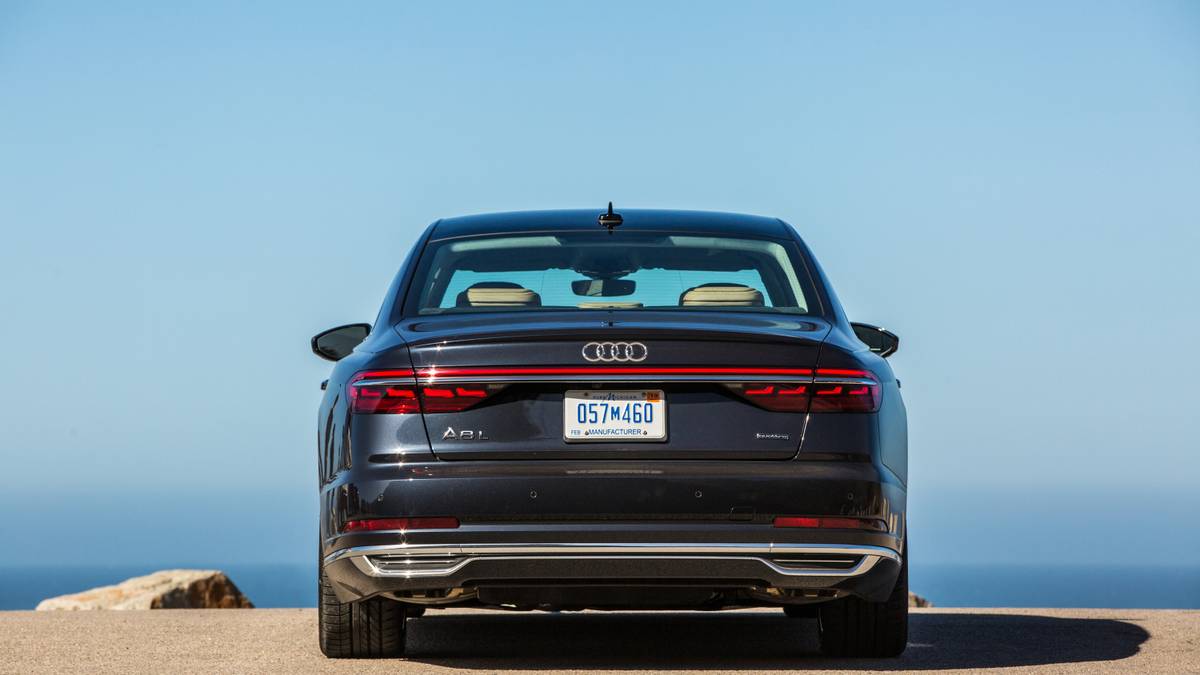 2021 Audi A8 Exterior Photos