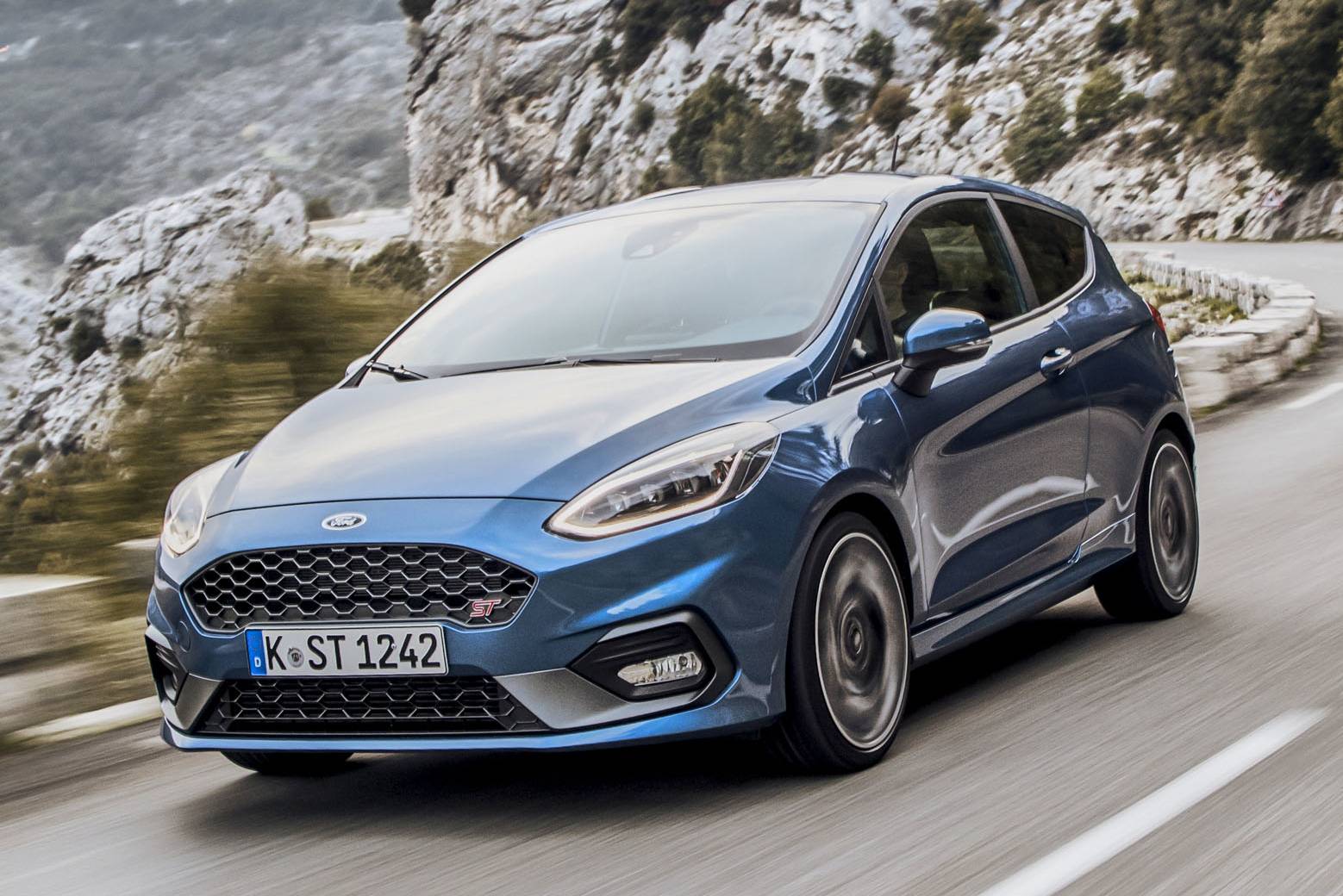 Fiesta R New Ford Fiesta R2 Is Perfect For Aspiring Rally Drivers