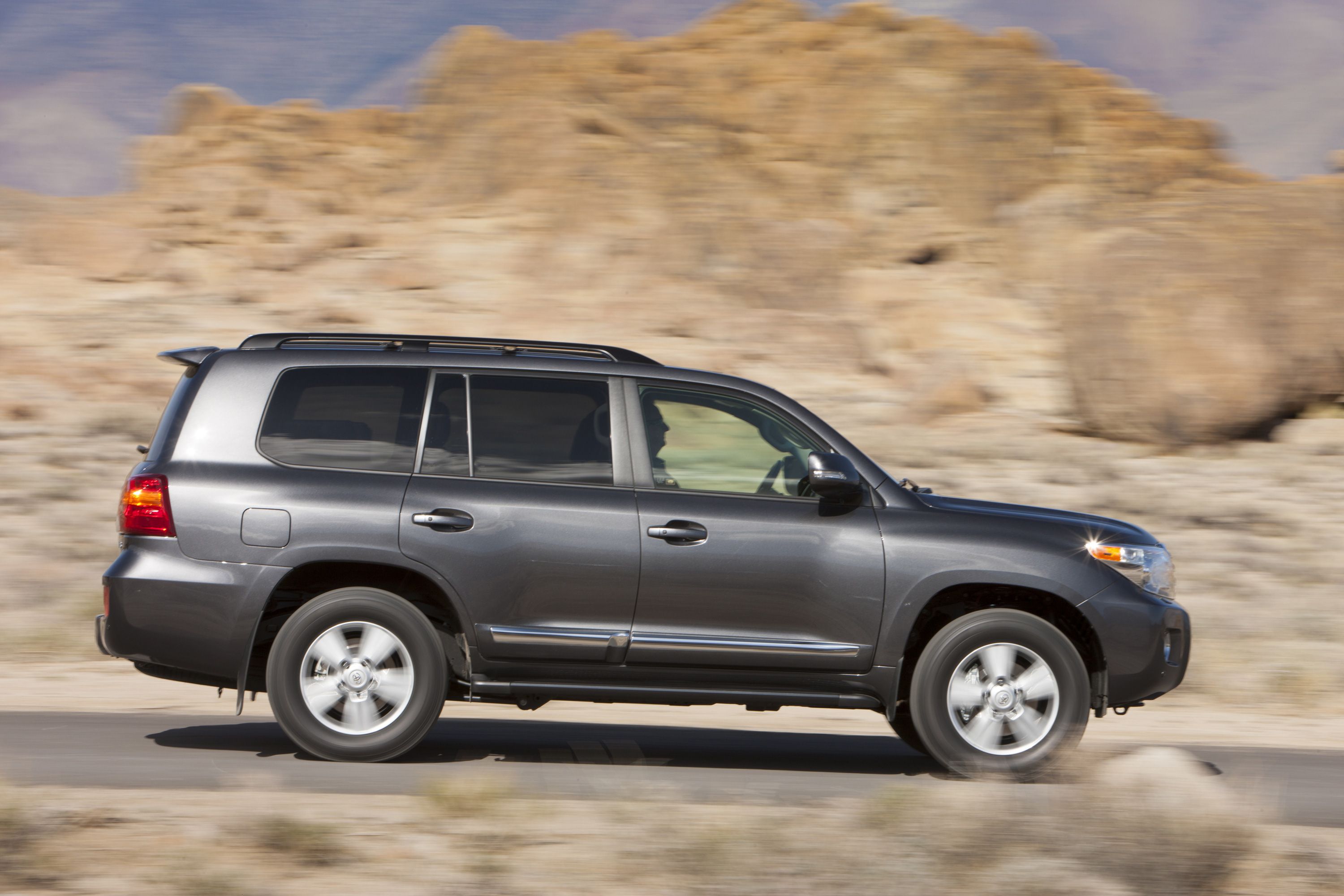 2013 Toyota Land Cruiser - Review | CarBuzz