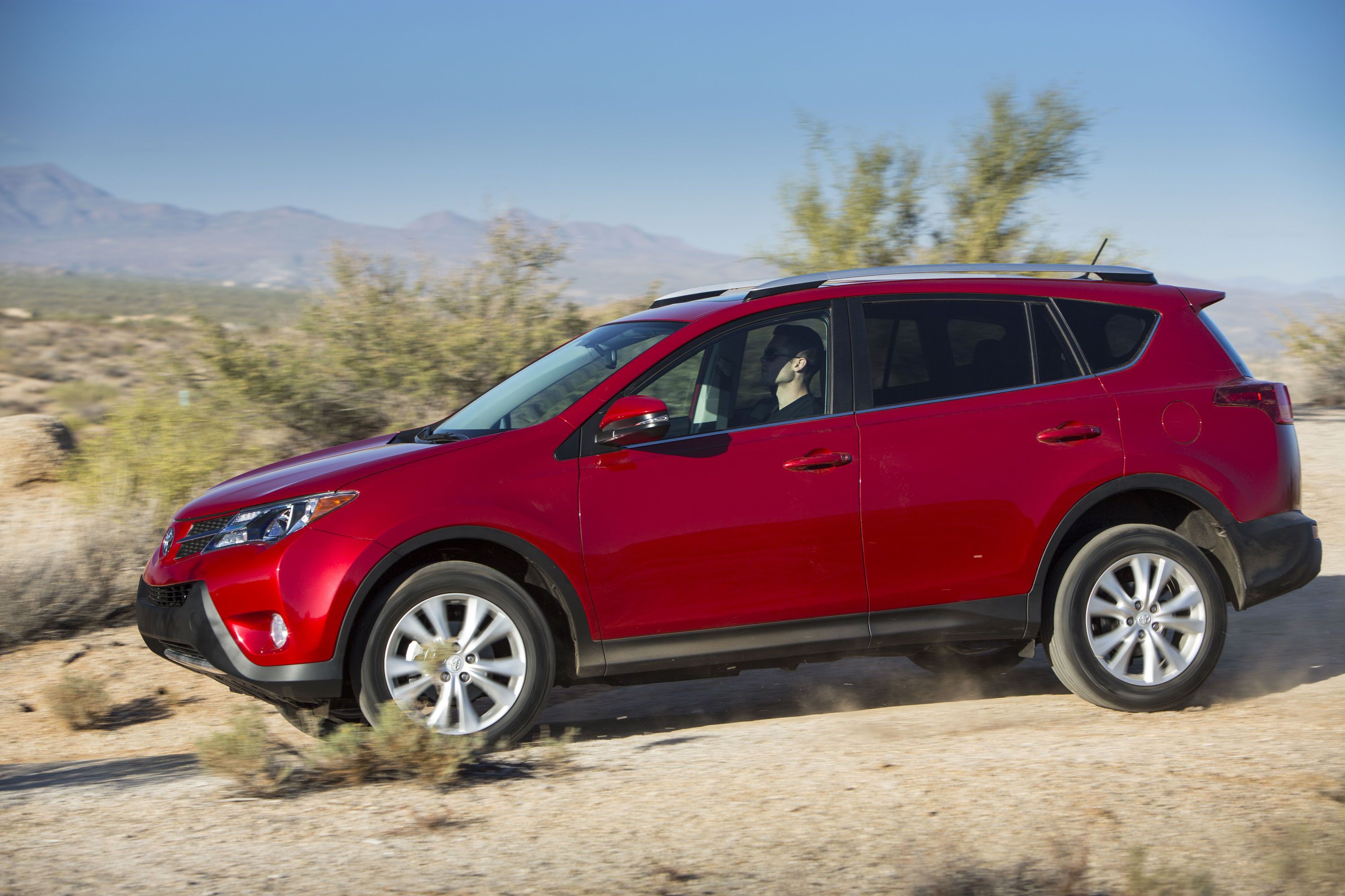 2013 Toyota RAV4 Pricing, Photos & Specs