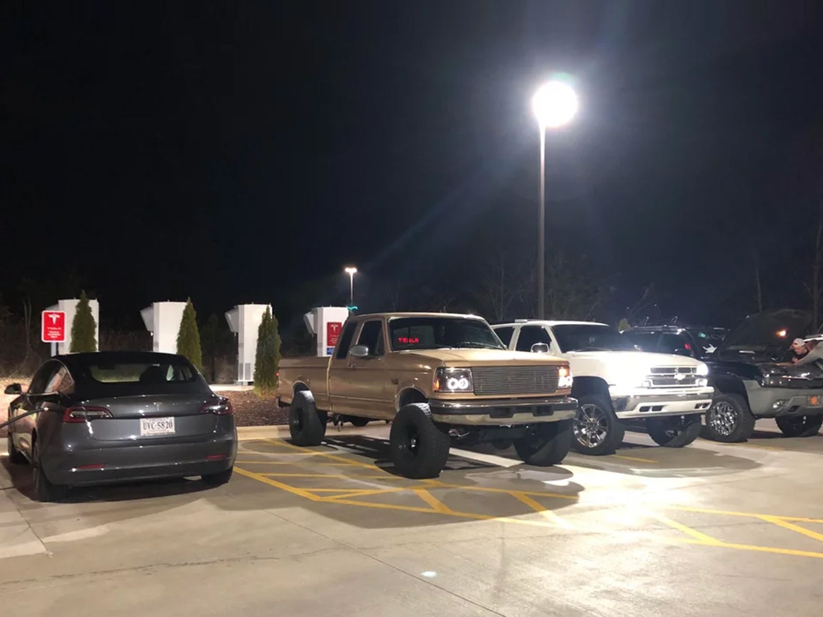 Angry Truck Owners Are Blocking Tesla Supercharger Spots