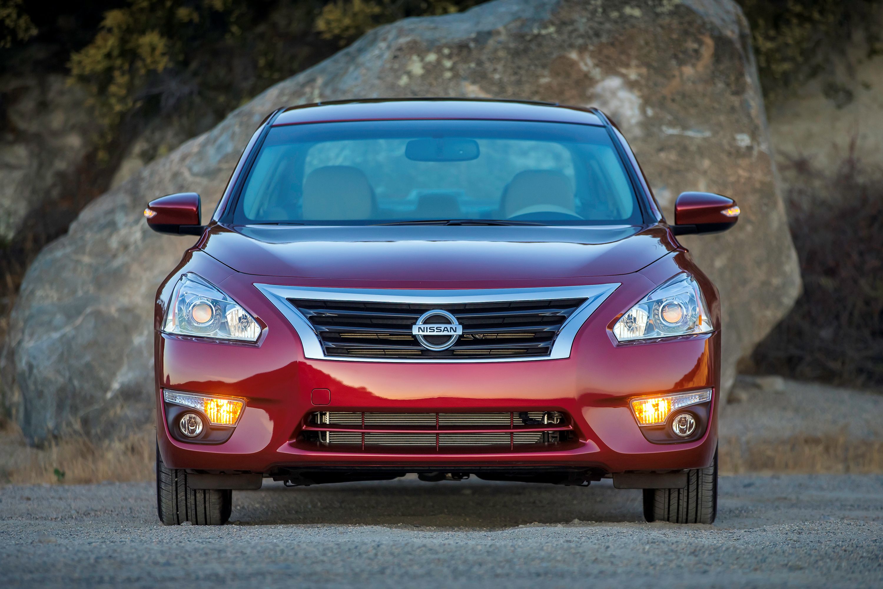 2015 Nissan Altima Pricing, Photos & Specs