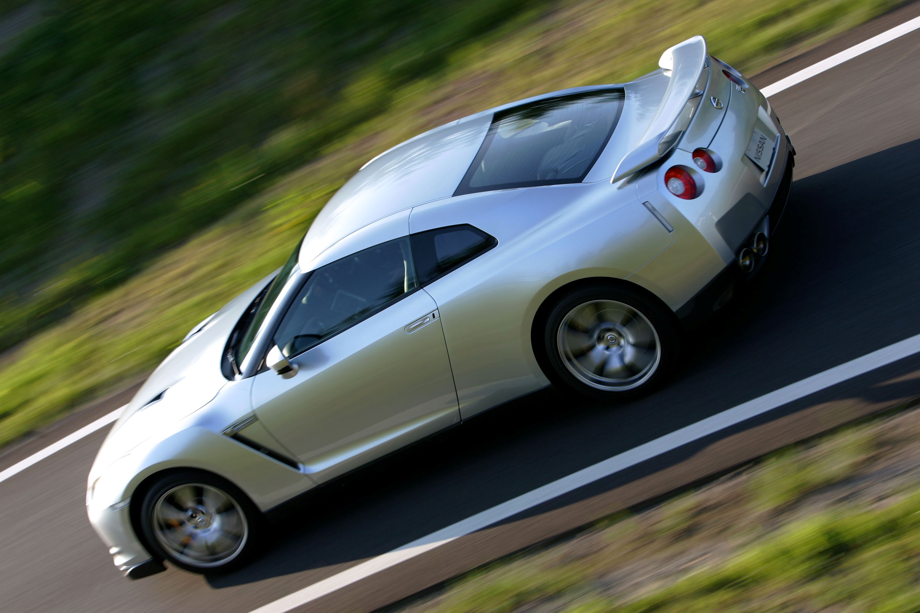 Nissan GT-R Generations: All Model Years | CarBuzz