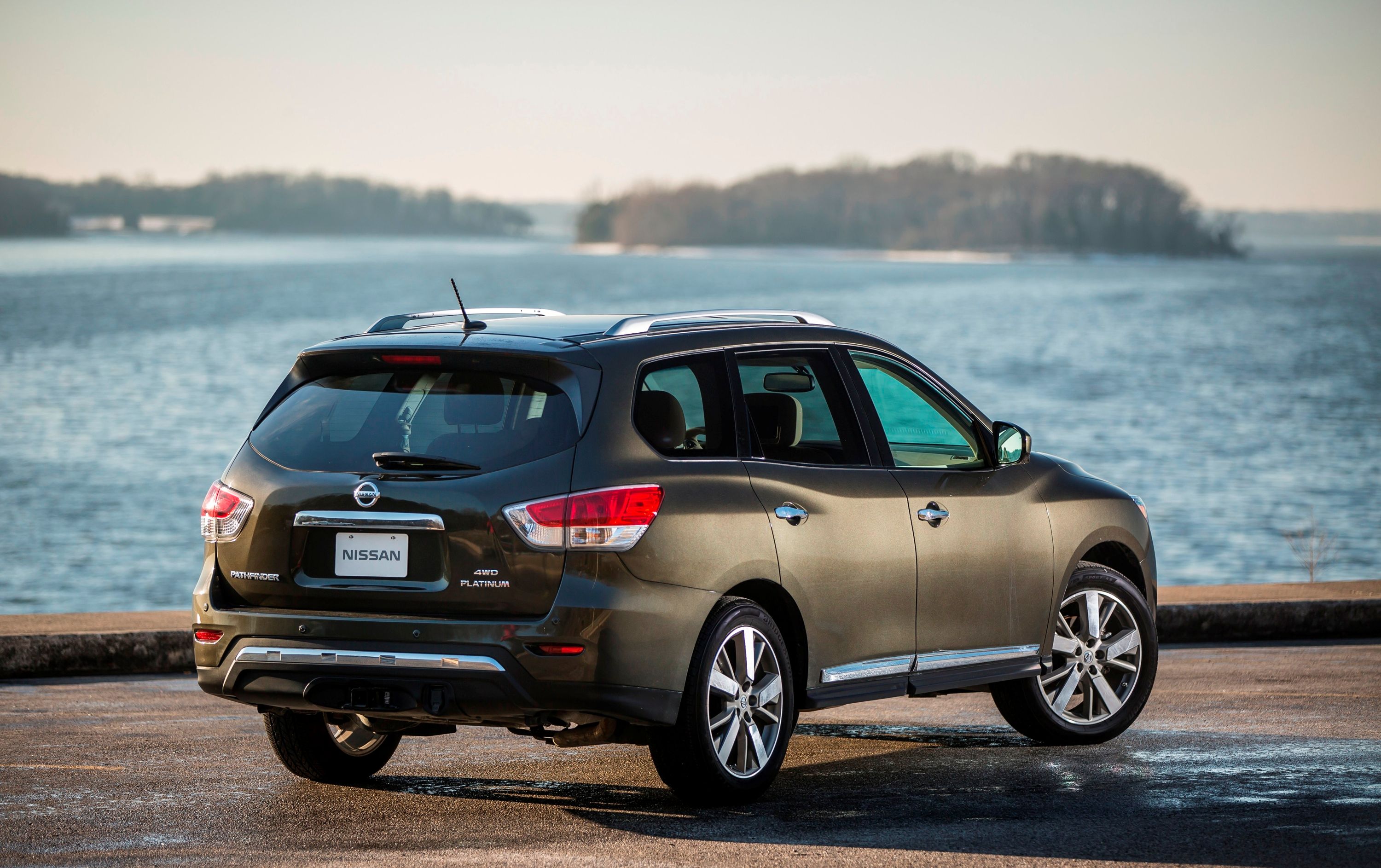 Nissan Pathfinder Generations: All Model Years | CarBuzz