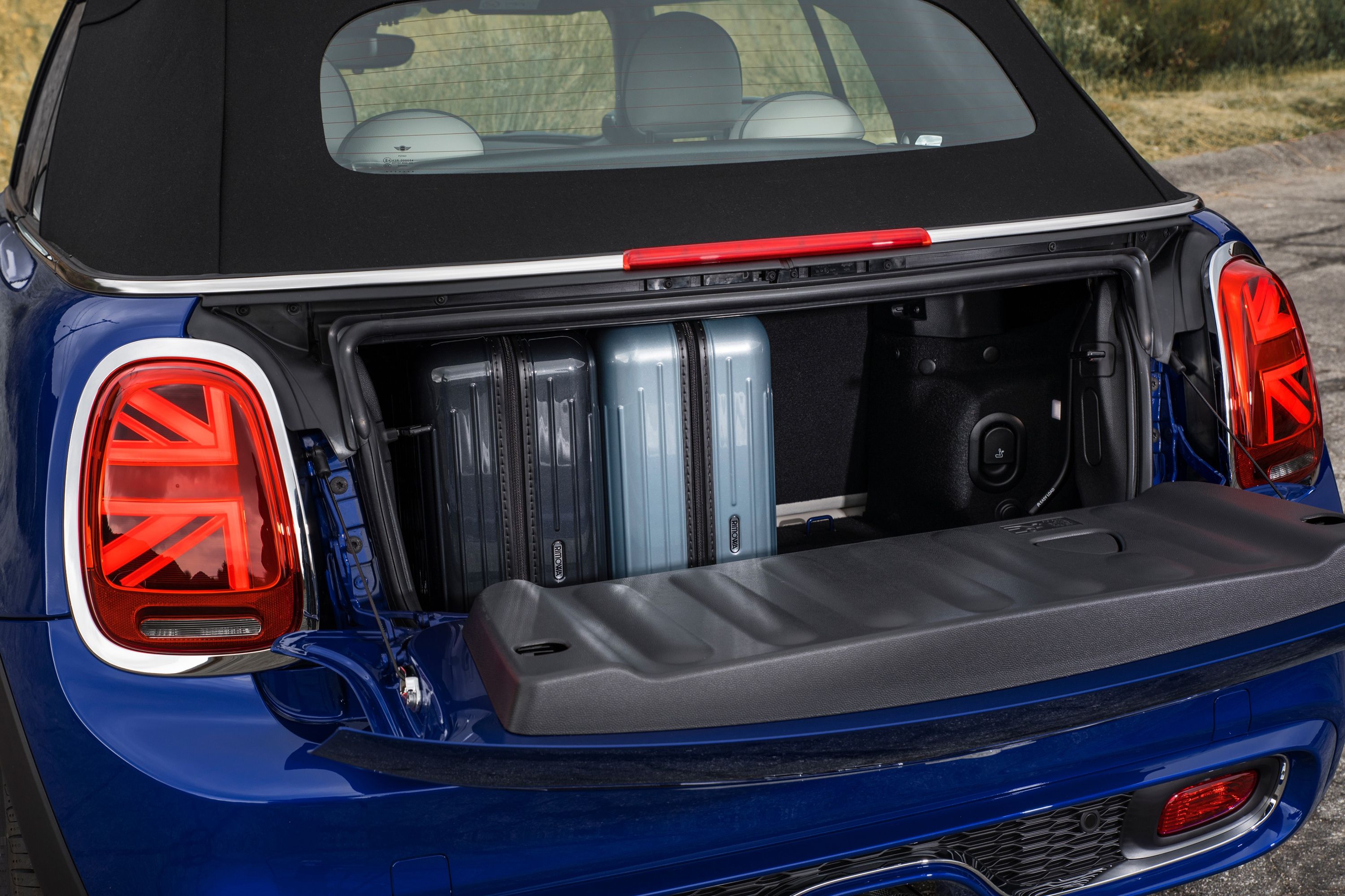 Trunk Ledge Kit | MINI CONVERTIBLE COOPER S 2019 Trunk Ledge Kit | MINI CONVERTIBLE COOPER S 2019
