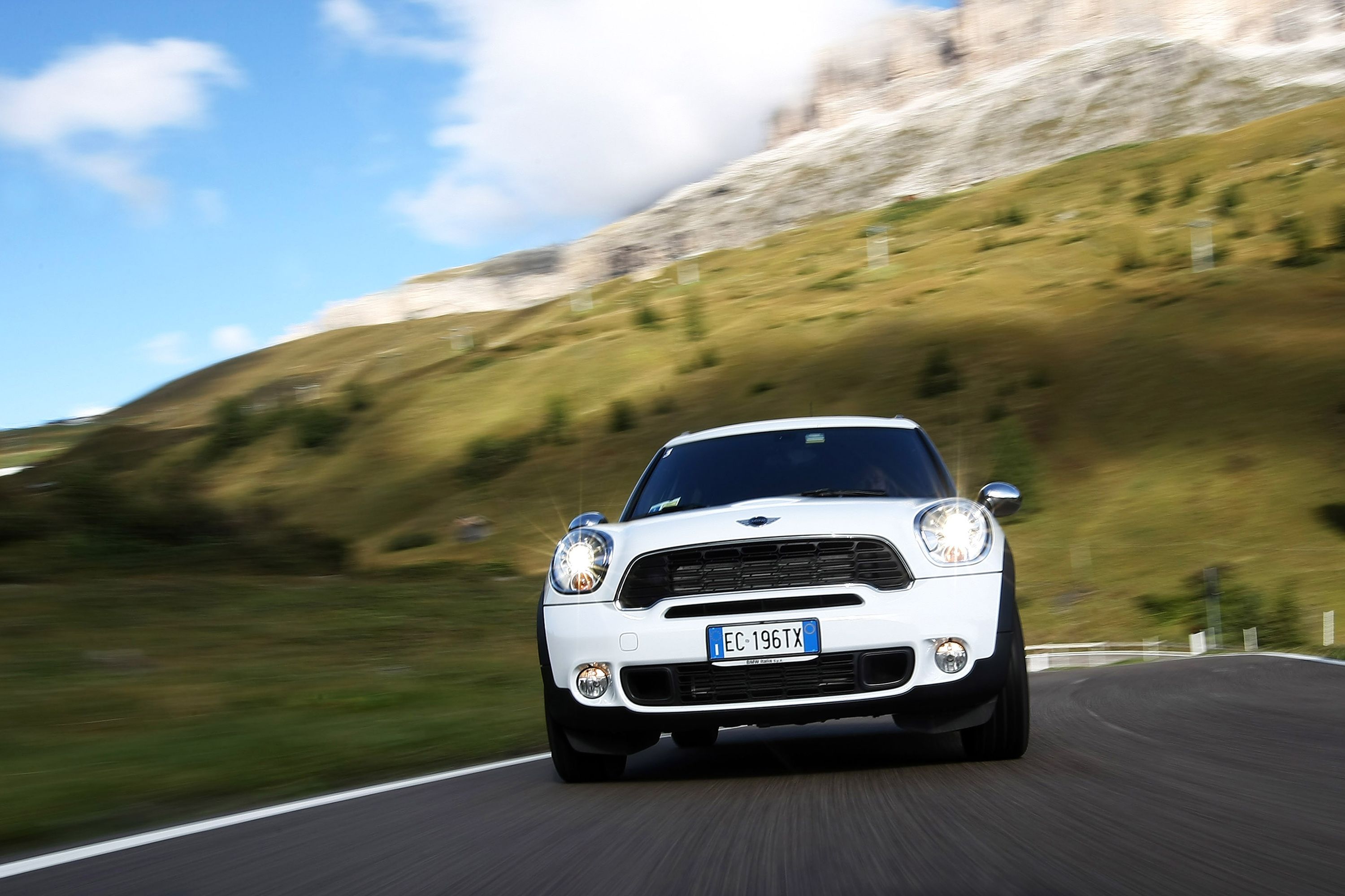 2013 Mini Cooper Countryman Exterior Photos