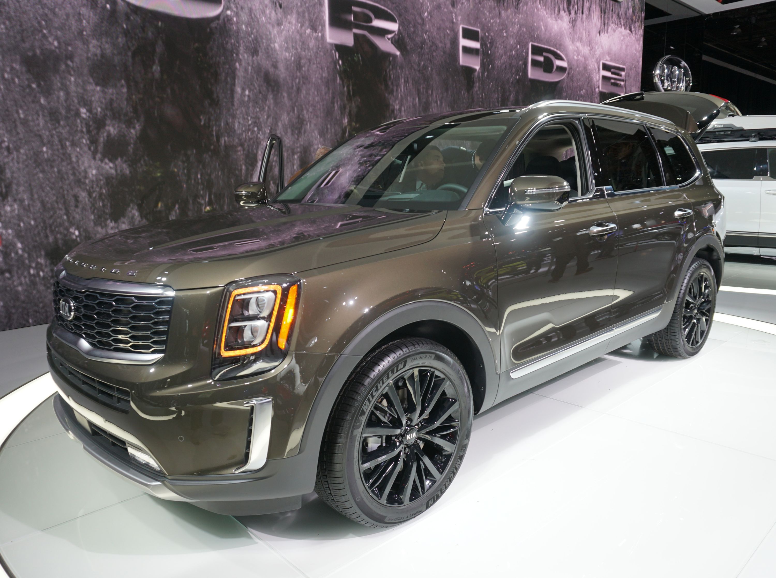 2020 Kia Telluride Pricing Announced For All Trim Levels