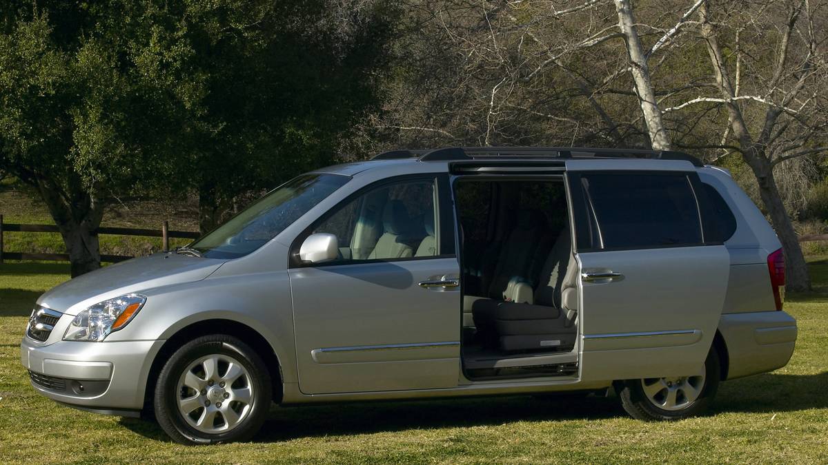 2008 Hyundai Entourage For Sale