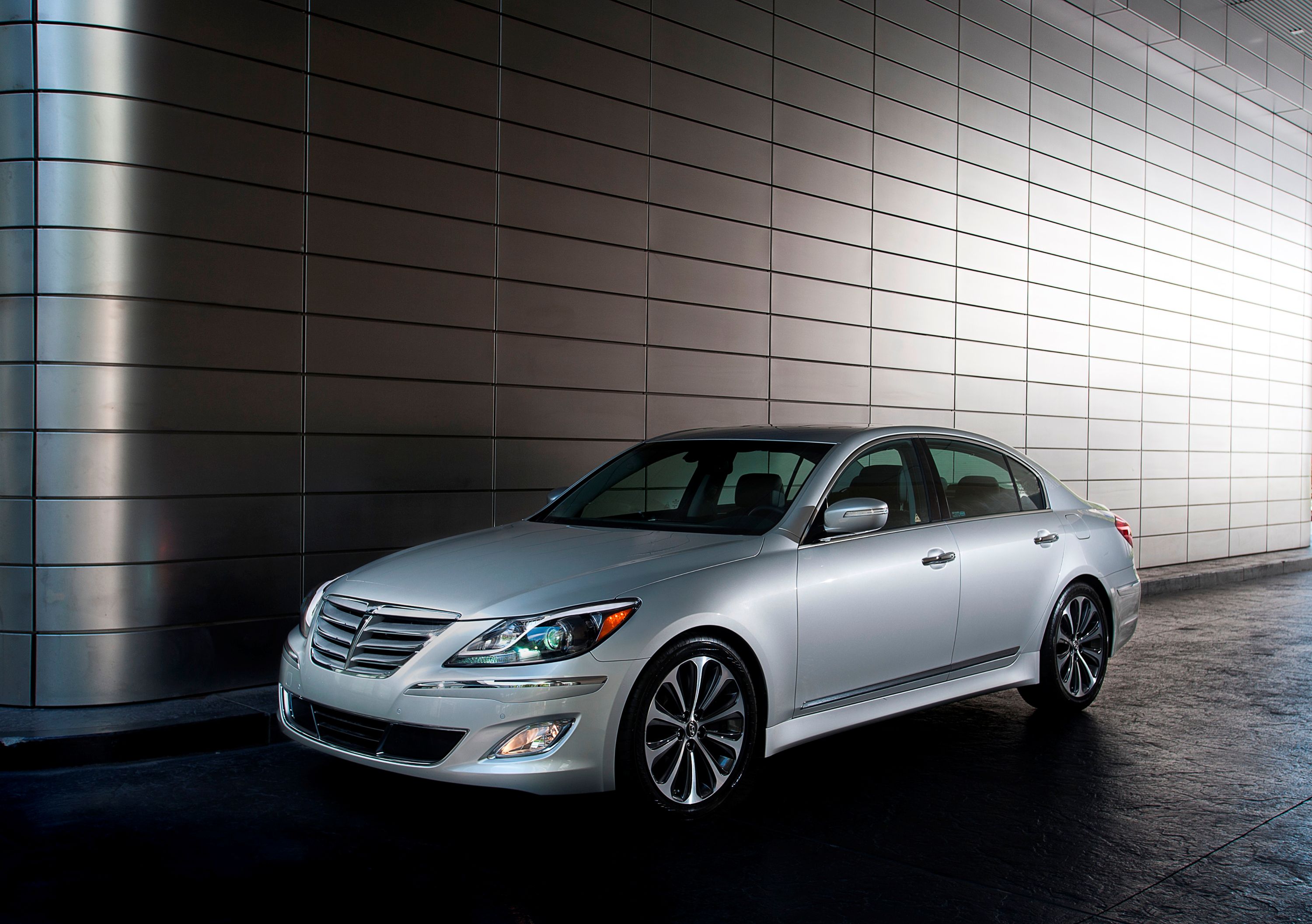 2013 Hyundai Genesis Exterior Photos