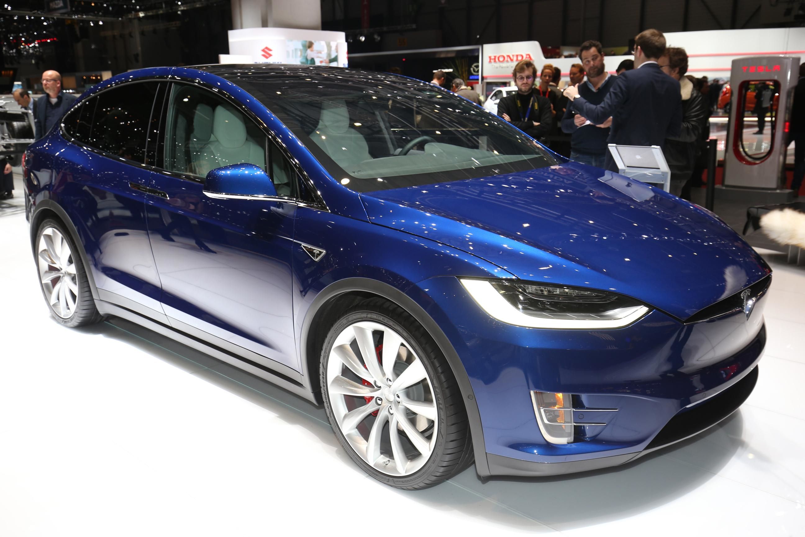 Tesla Model X Driver Blames Autopilot For Accident