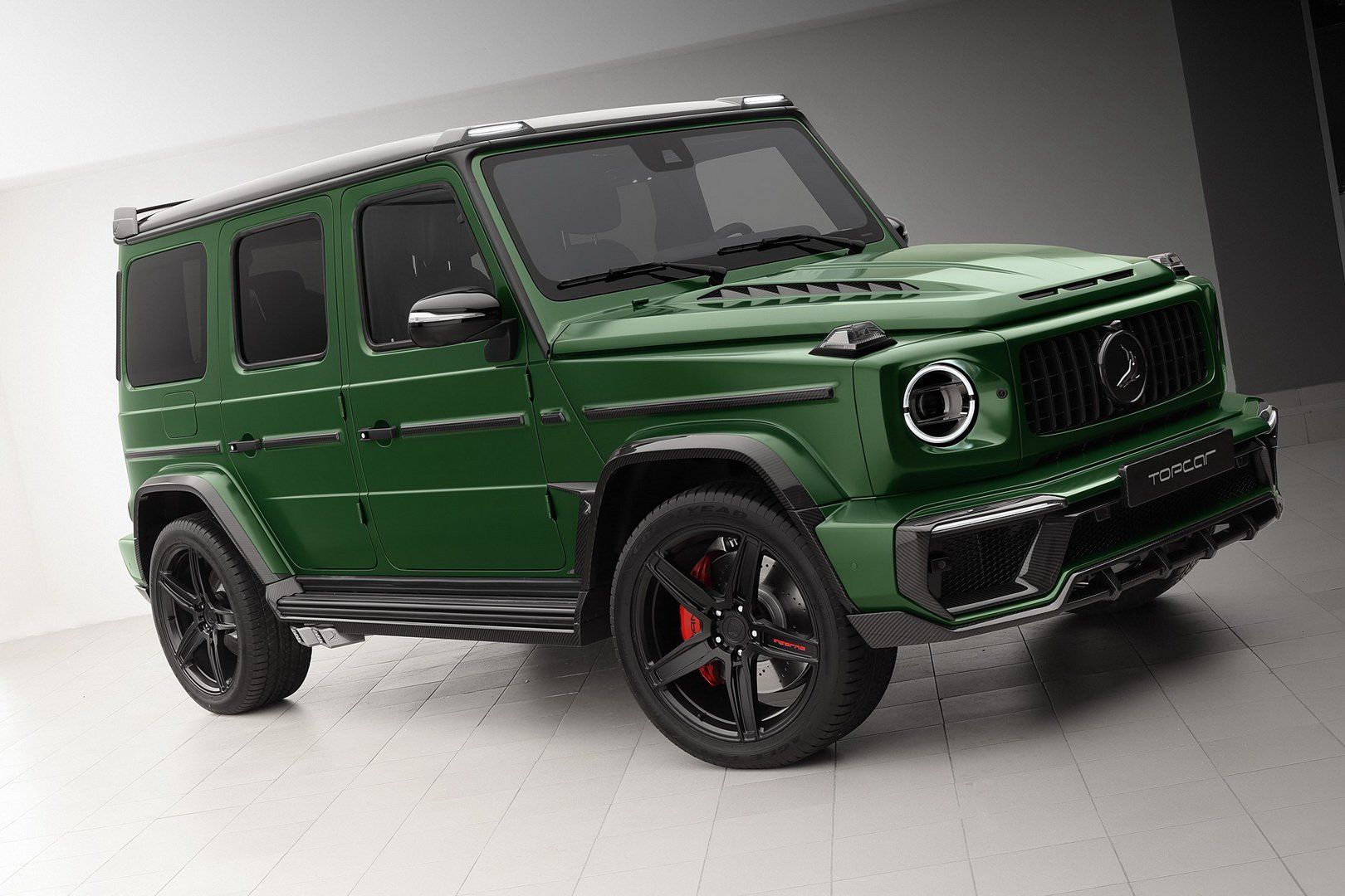 Mercedes G-Class Gets Insane Carbon-Fiber Makeover