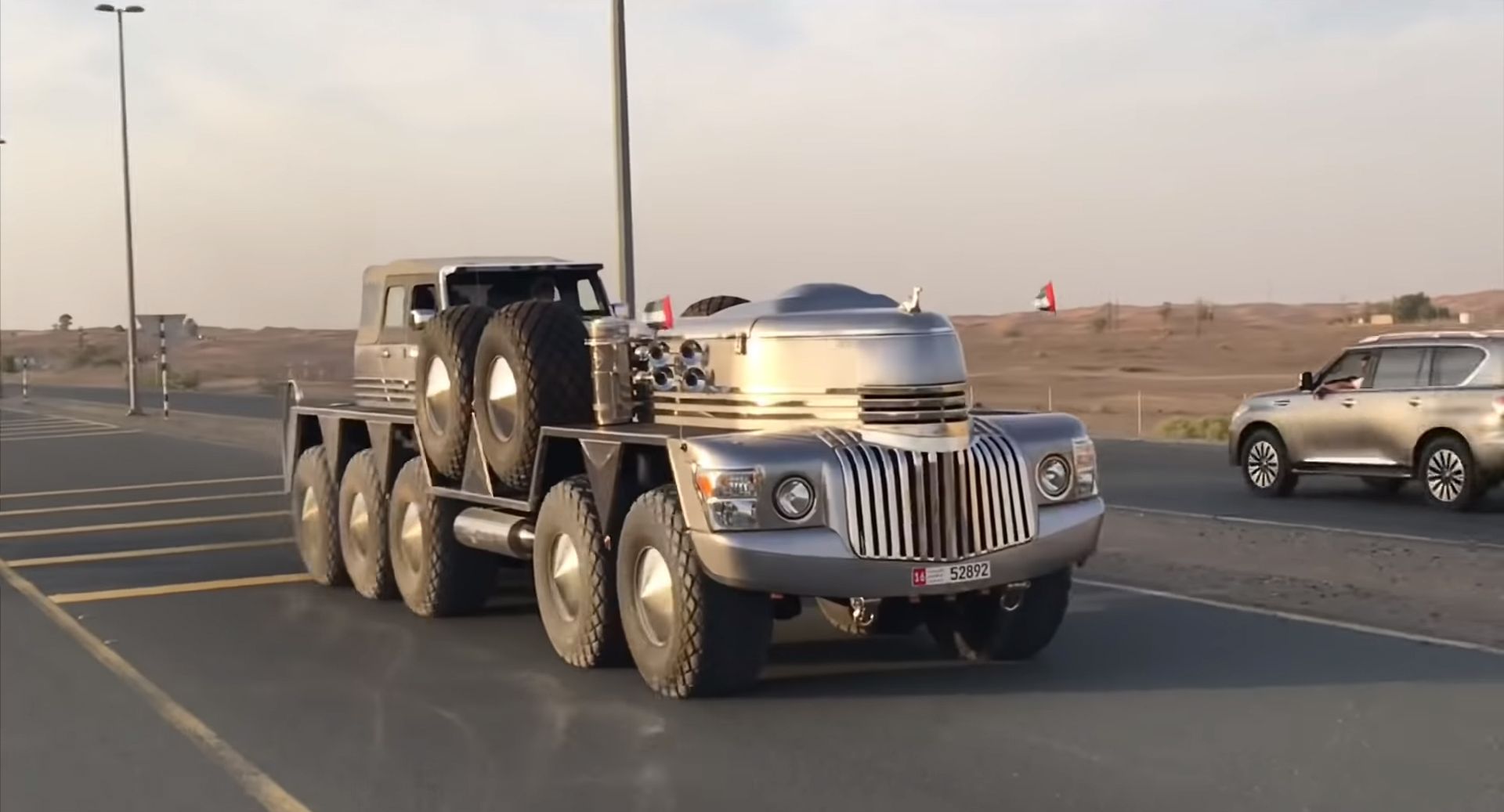 Ten-Wheeled Dhabiyan Is The World's Largest SUV