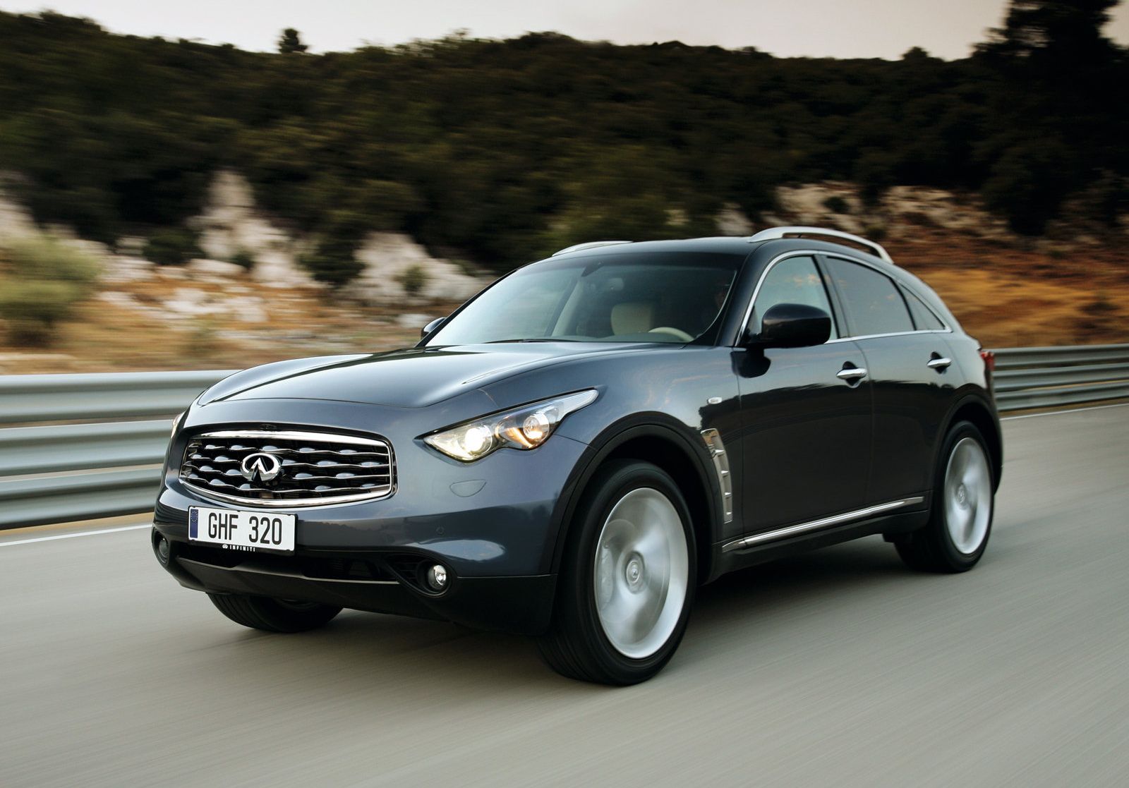 Infiniti FX37: Review, Pricing, Photos, and Specs