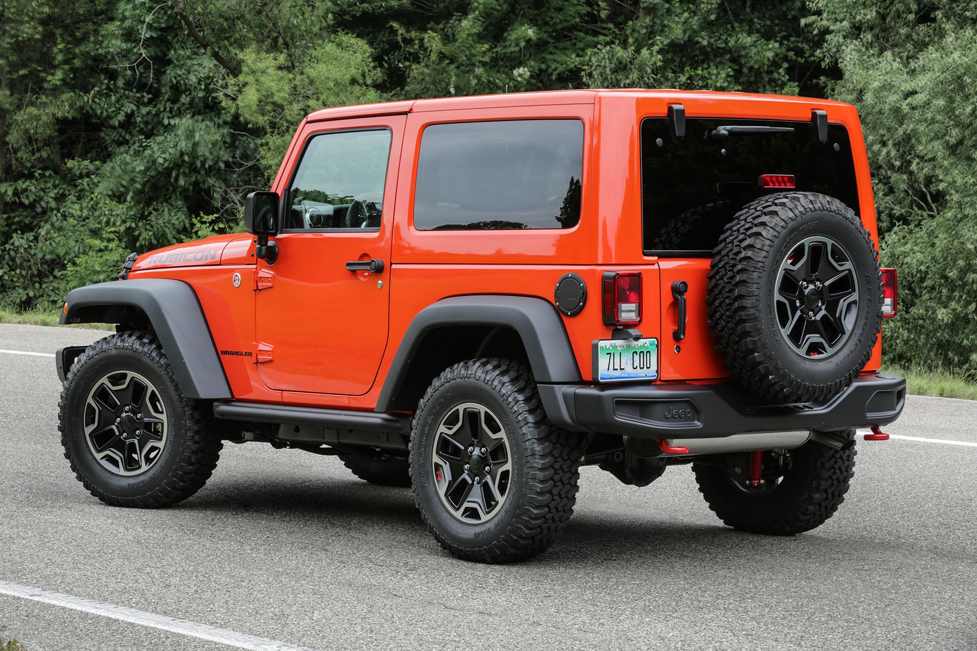 2016 Jeep Wrangler Pricing, Photos & Specs