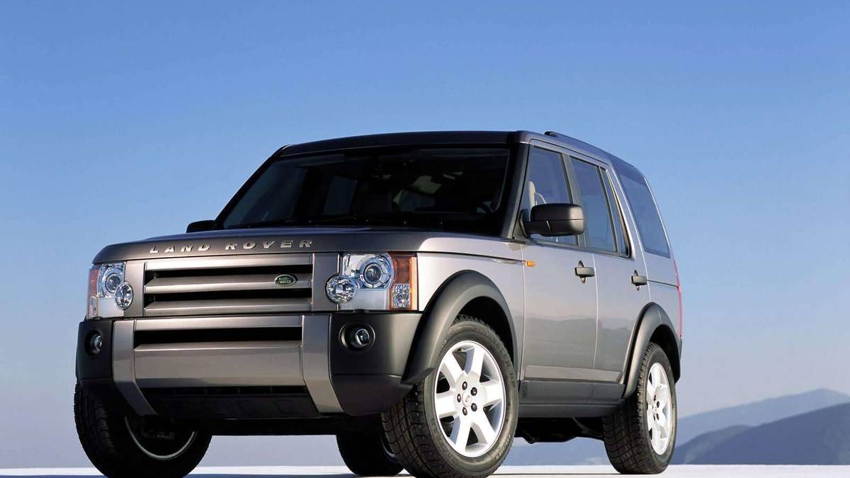 Lowlander 3 Land Rover LR3: Review, Pricing, Photos, and Specs