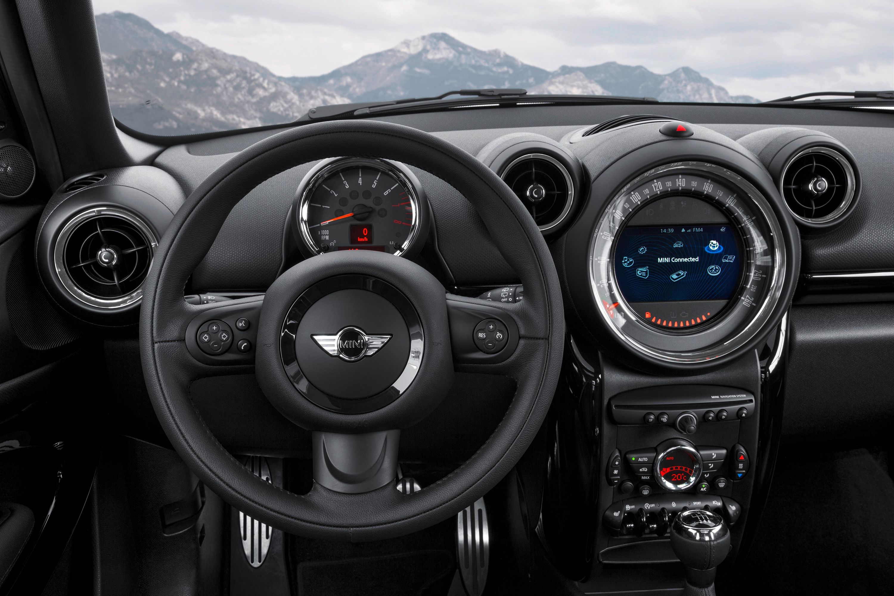 2016 Mini Cooper Paceman Interior Photos