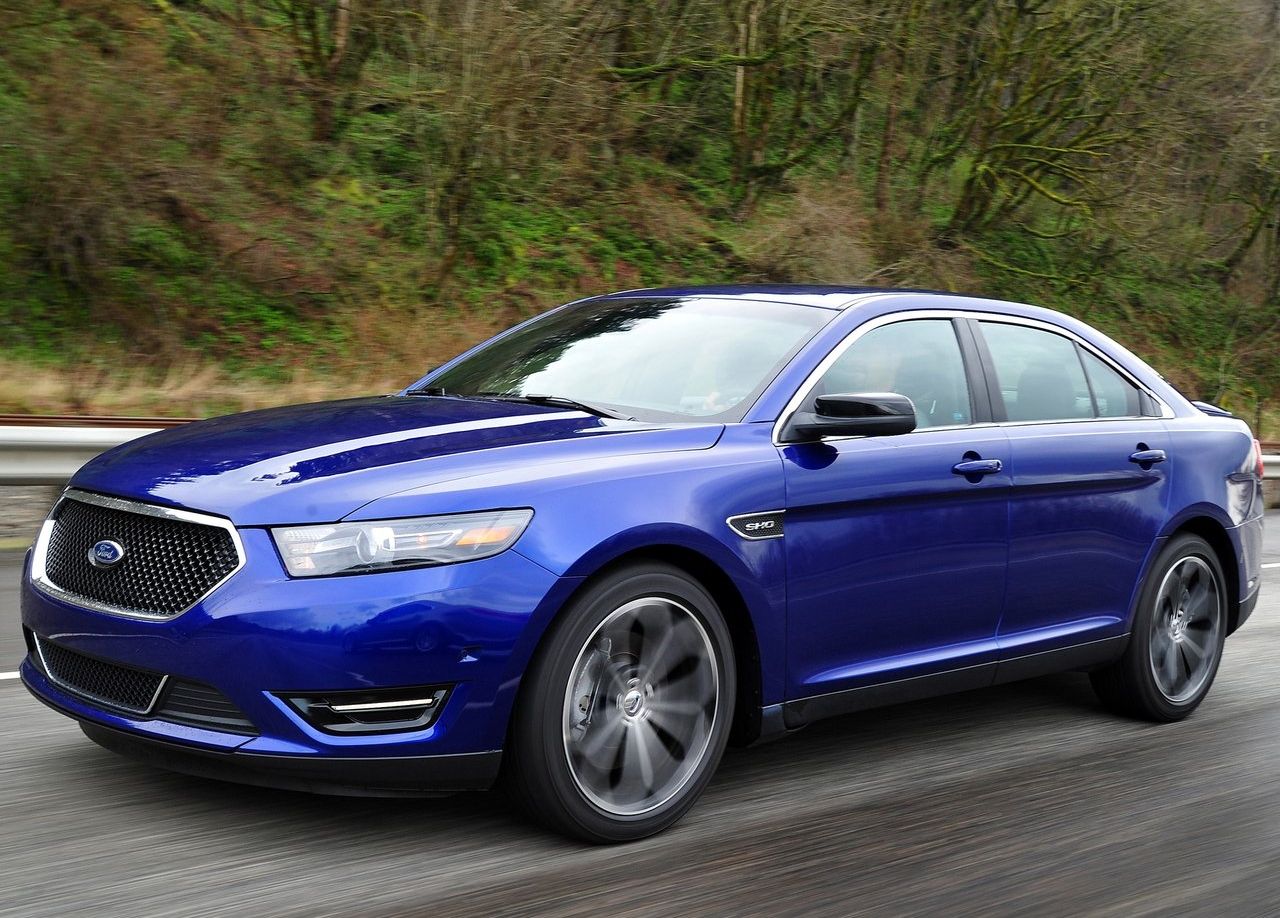 Ford Selling 365-HP Taurus SHO With $3,000 Discount