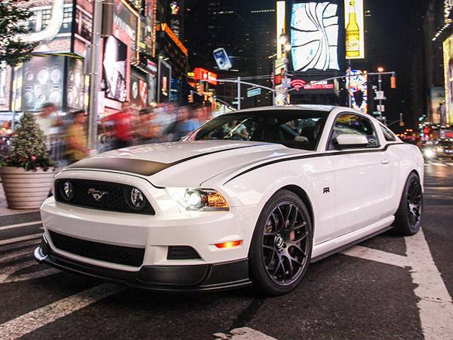 Vaughn Gittin Jr.'s New 624hp Ford Mustang RTR