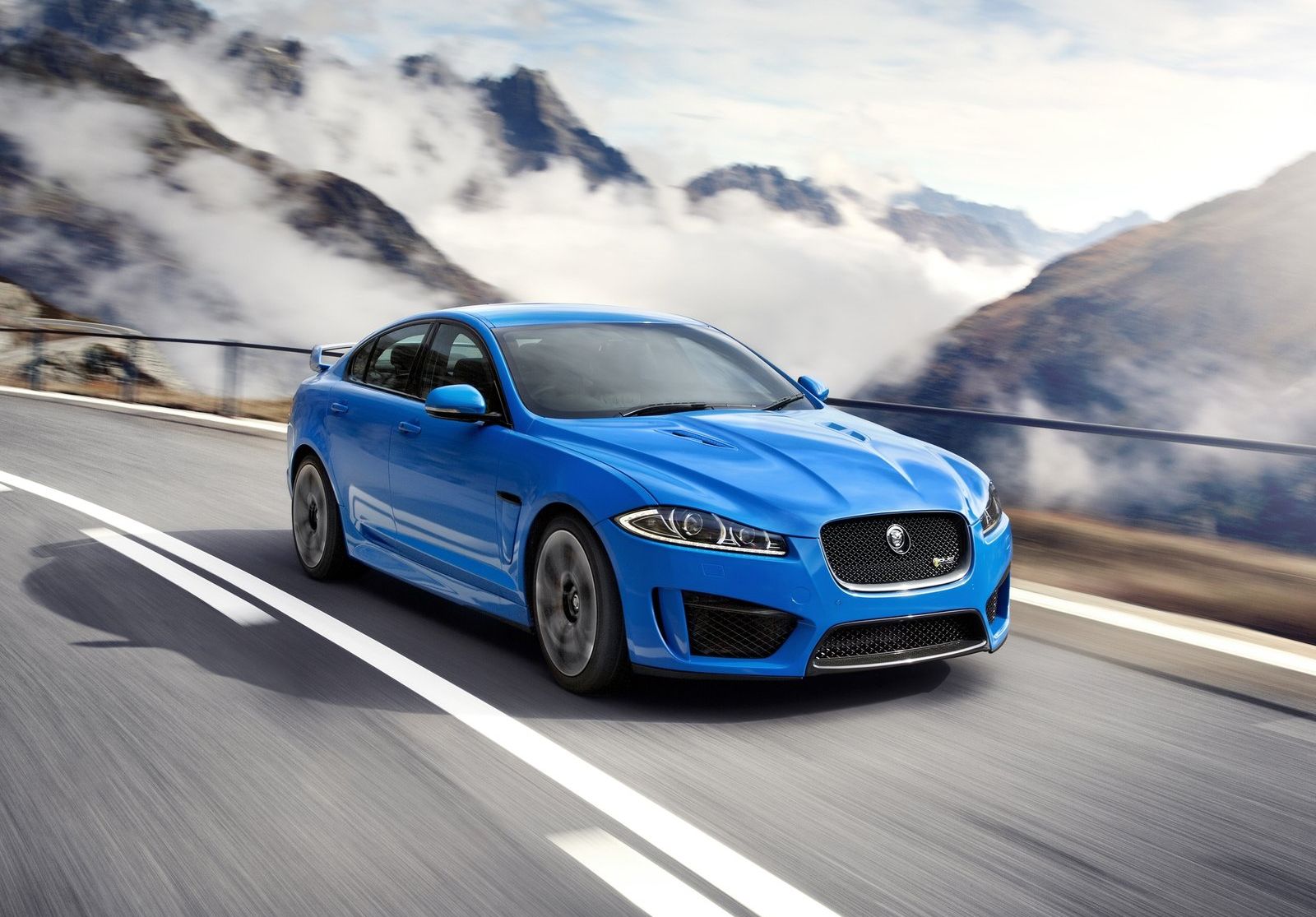 2014 Jaguar XFR Exterior Photos