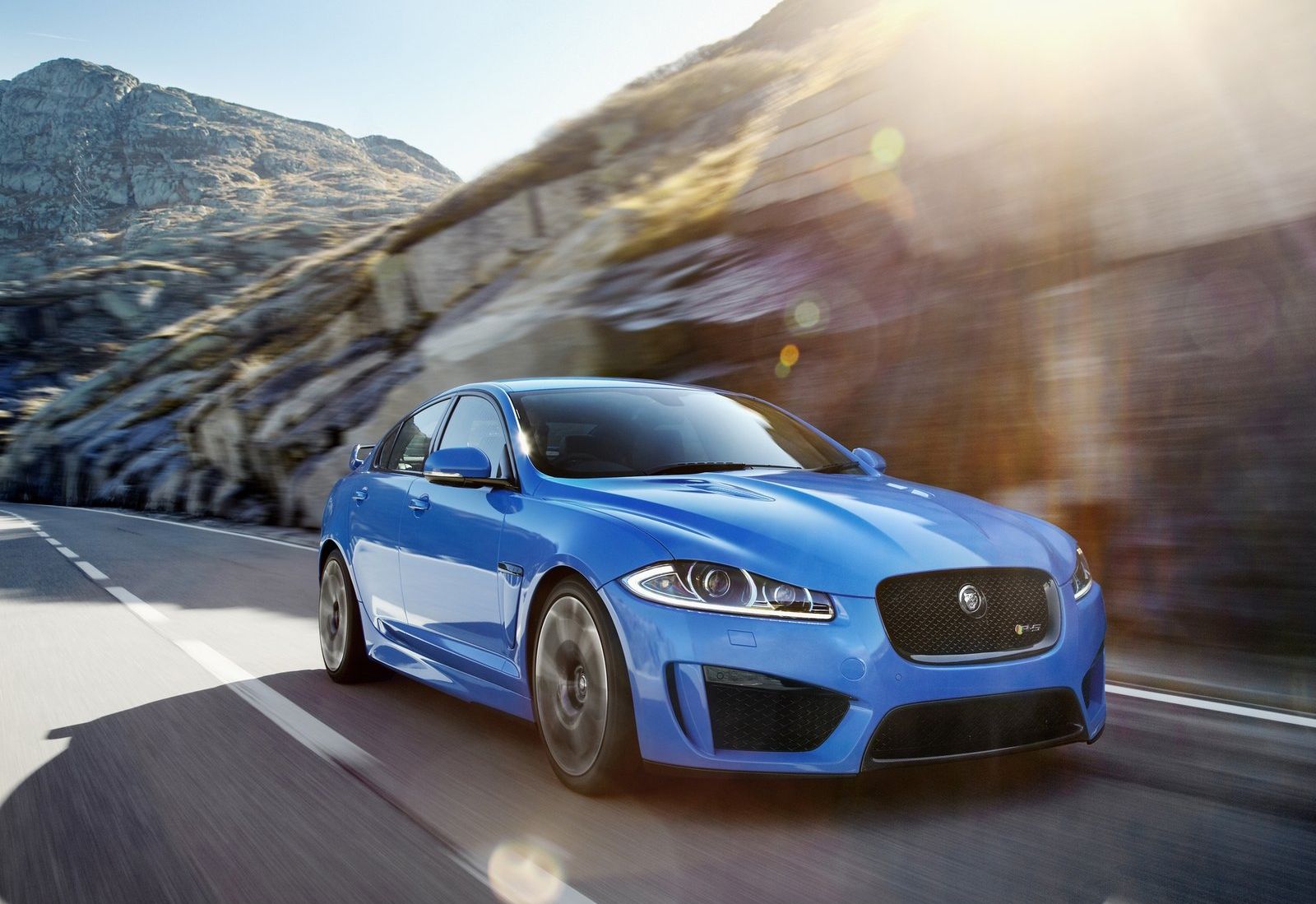 2014 Jaguar XFR Exterior Photos