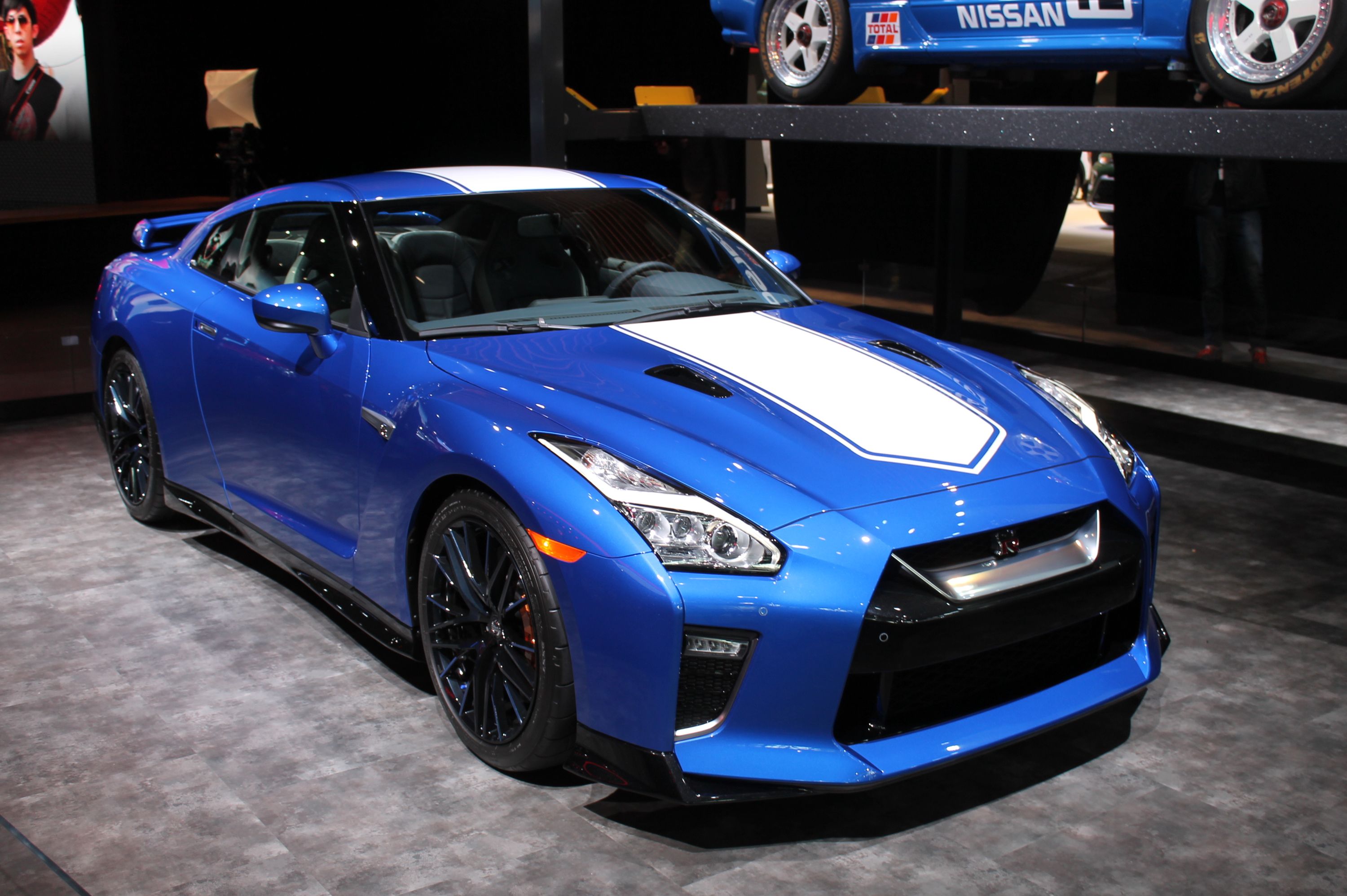 Nissan GT-R 50th Anniversary Edition Looks Brilliant In Bayside Blue