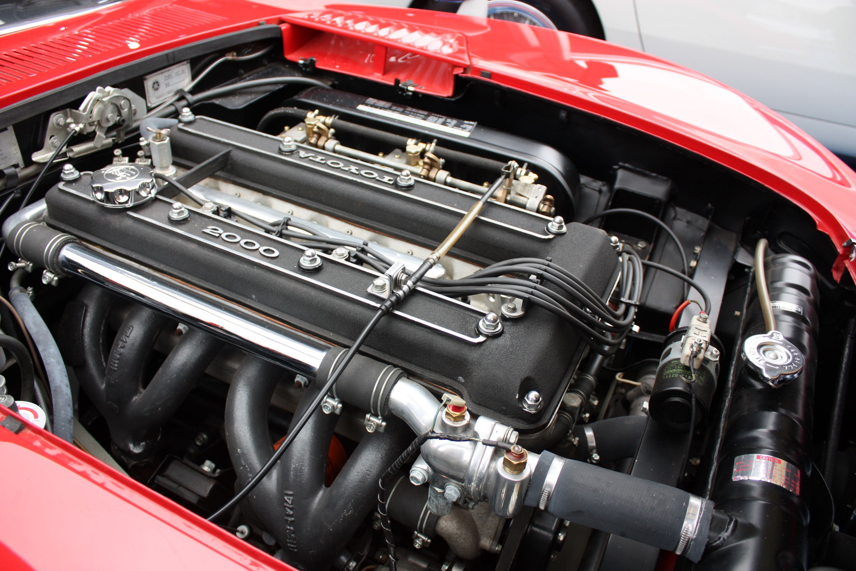 Legendary Straight-Six Engines