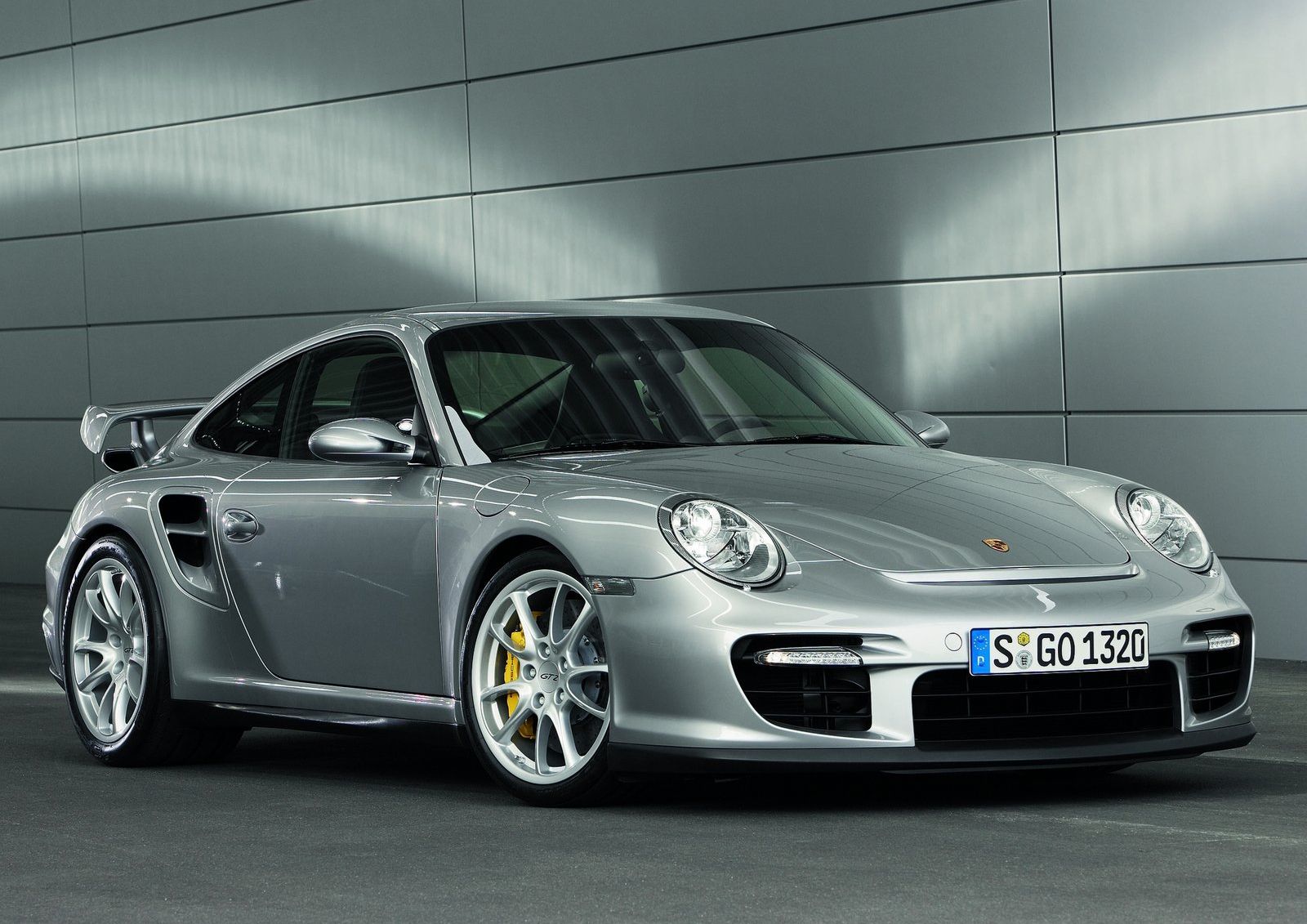 【ソウエイカタログ】911 GT2 RS ソウエイカタログ】911 GT2 RS ソウエイカタログ】911 GT2 RS Slate