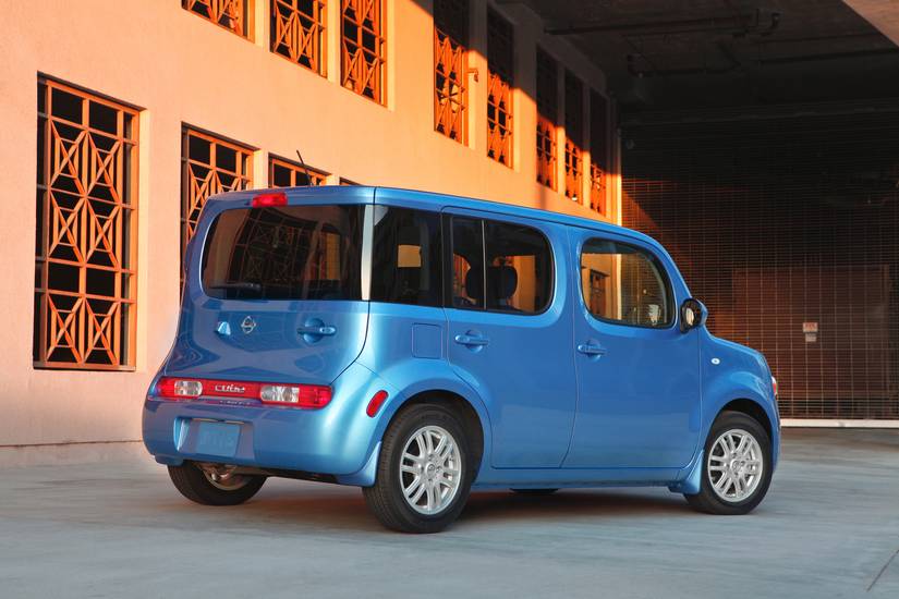 Nissan Cube: Review, Pricing, Photos, and Specs