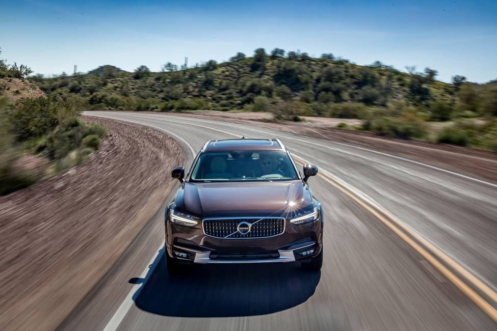 2021 Volvo V90 Cross Country Exterior Photos 2021-volvo-v90-cross-country-exterior-photos