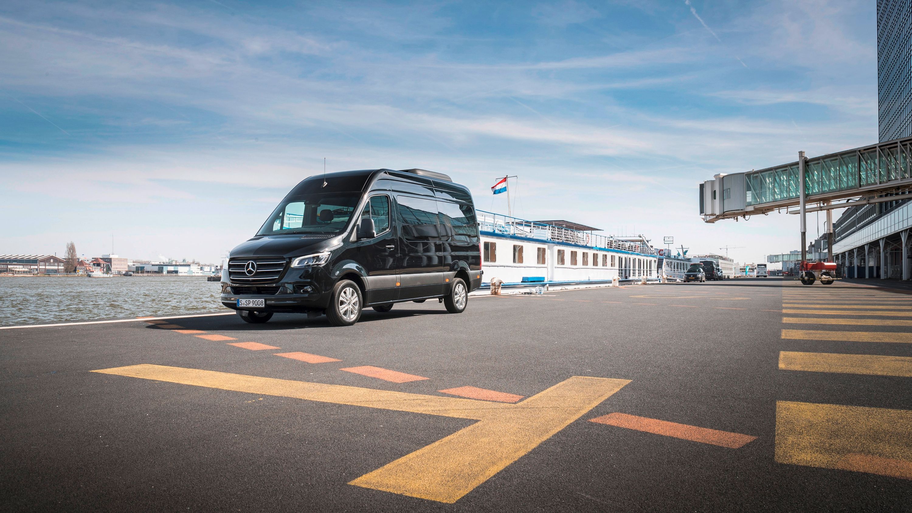 2020 Mercedes-Benz Sprinter Passenger Van Exterior Photos