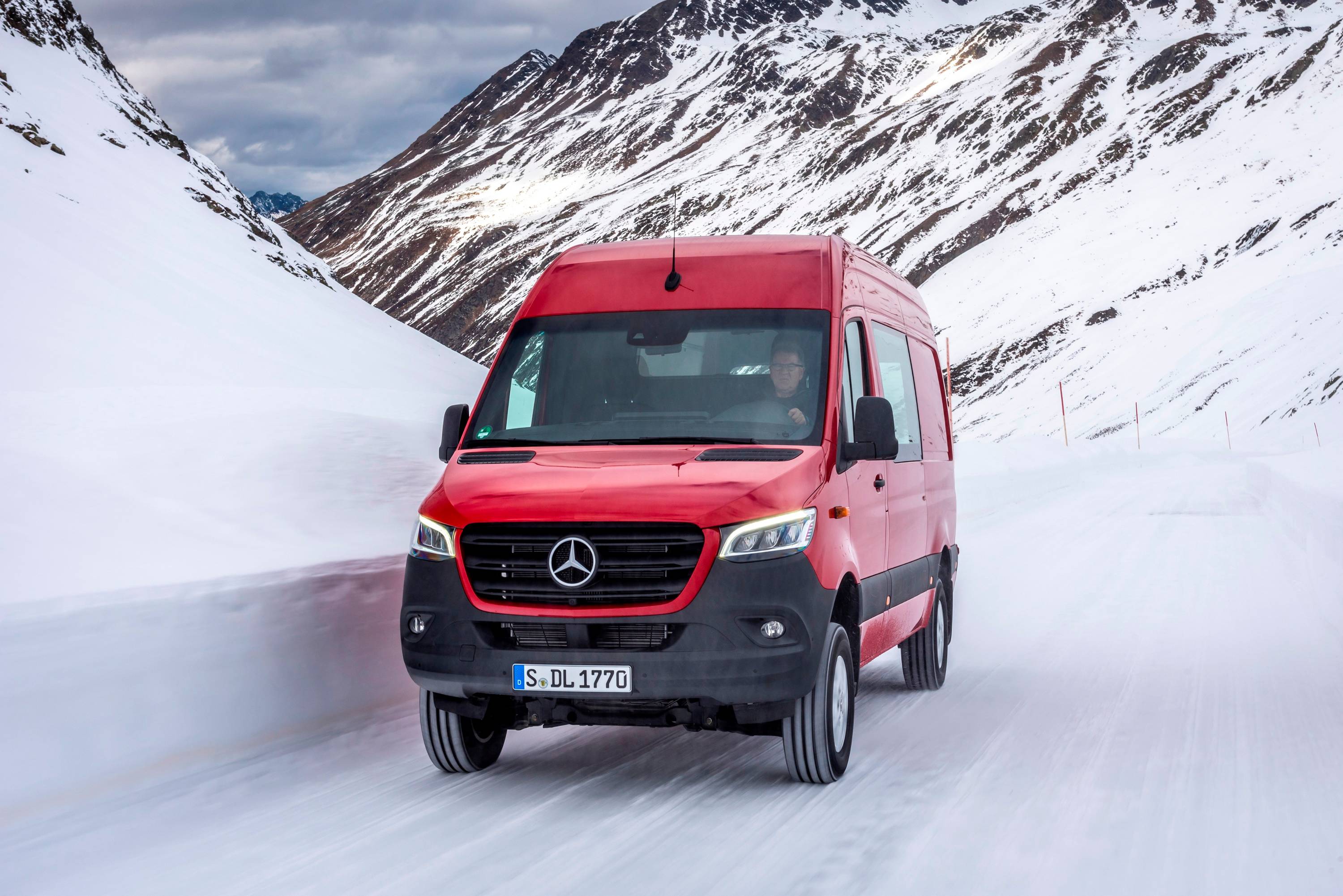 2024 Mercedes-Benz Sprinter Crew Van Exterior Photos