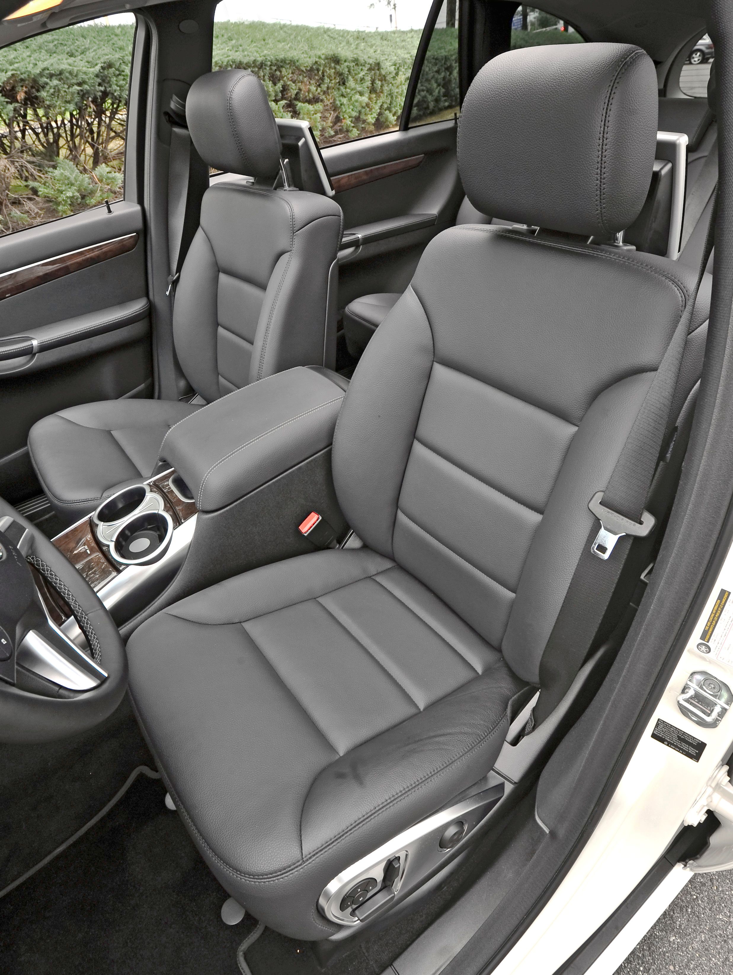 2012 Mercedes-Benz R-Class Interior Photos