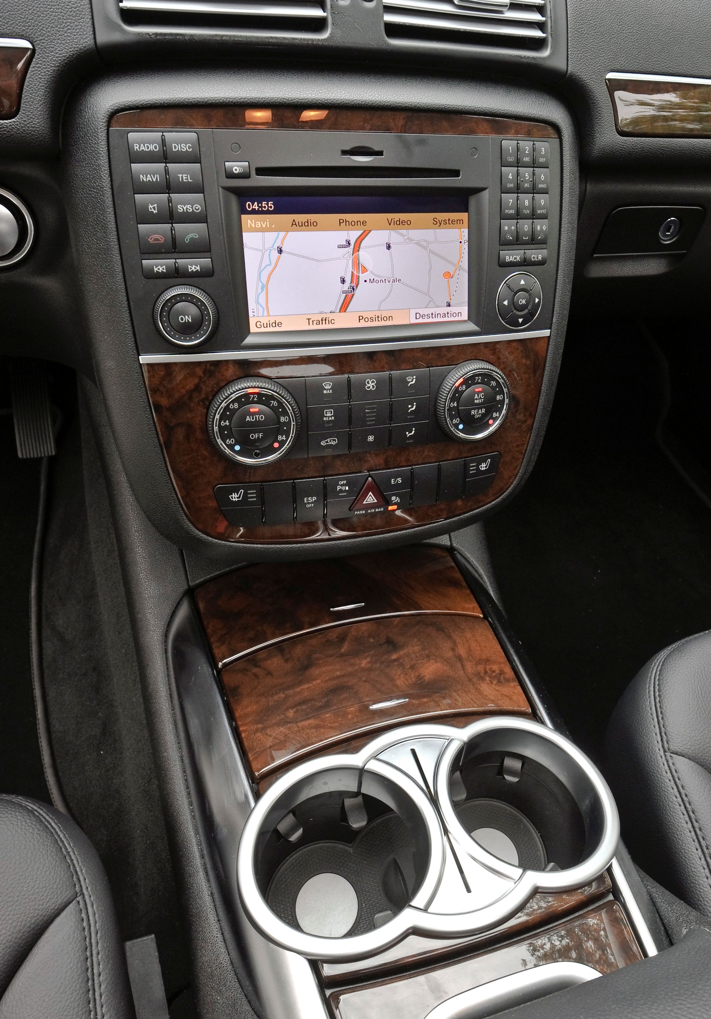 2012 Mercedes-Benz R-Class Interior Photos