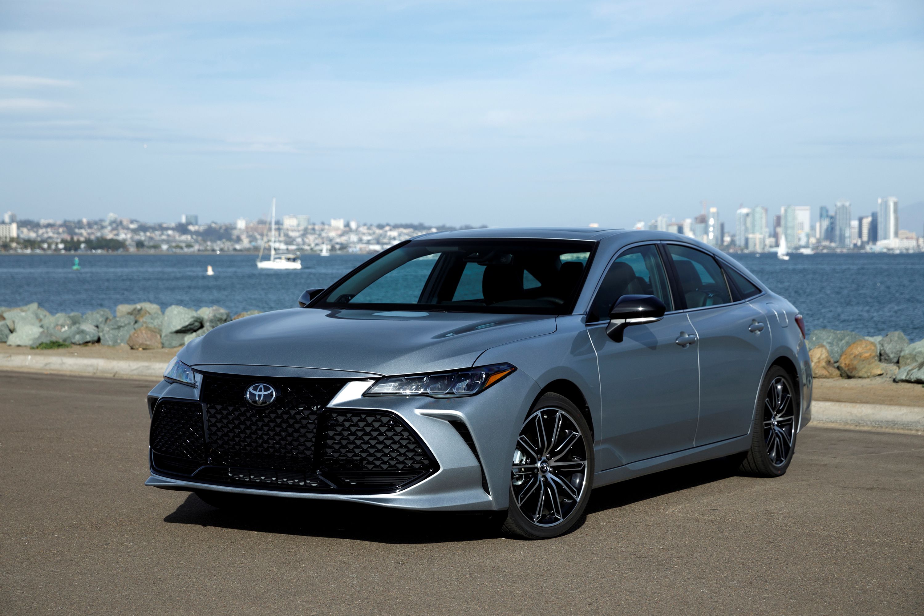 Which Toyota Avalon Trim Is Right For You?