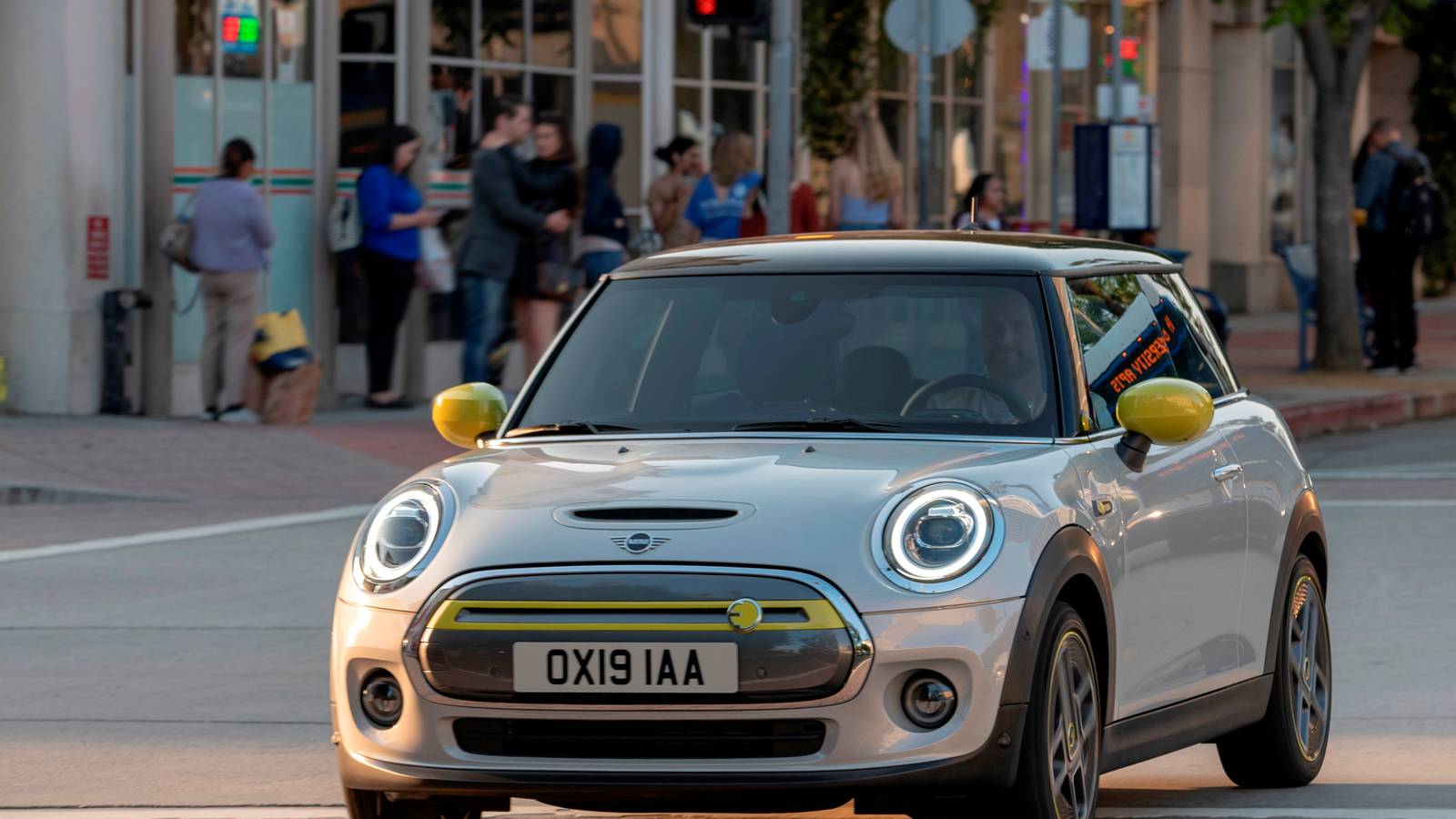 There's A Good Reason Why The Mini SE Has Low Range