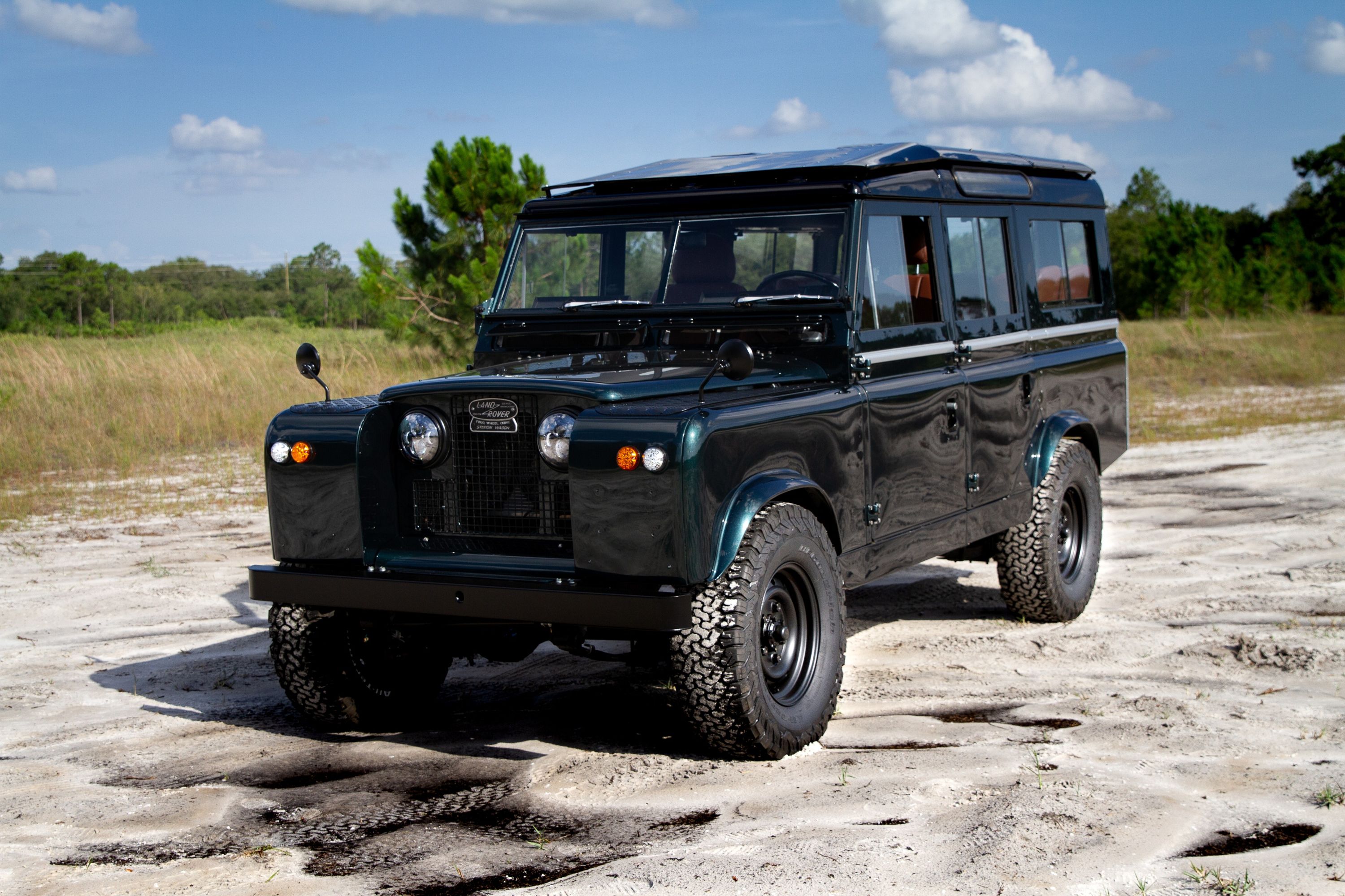 Vintage Land Rover Series IIA Now Packs A Chevy V8