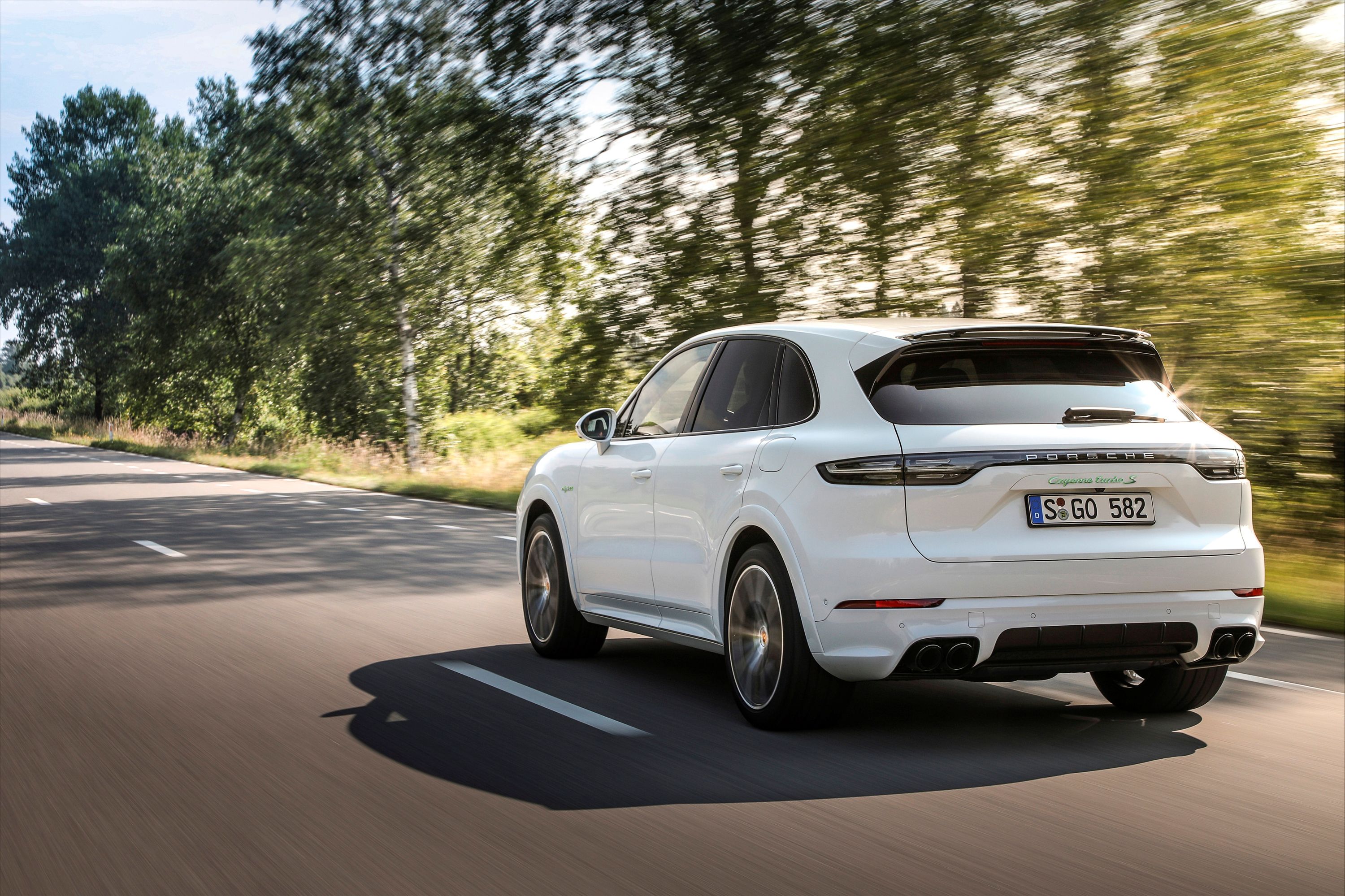 2020 Porsche Cayenne E Hybrid Review CarBuzz