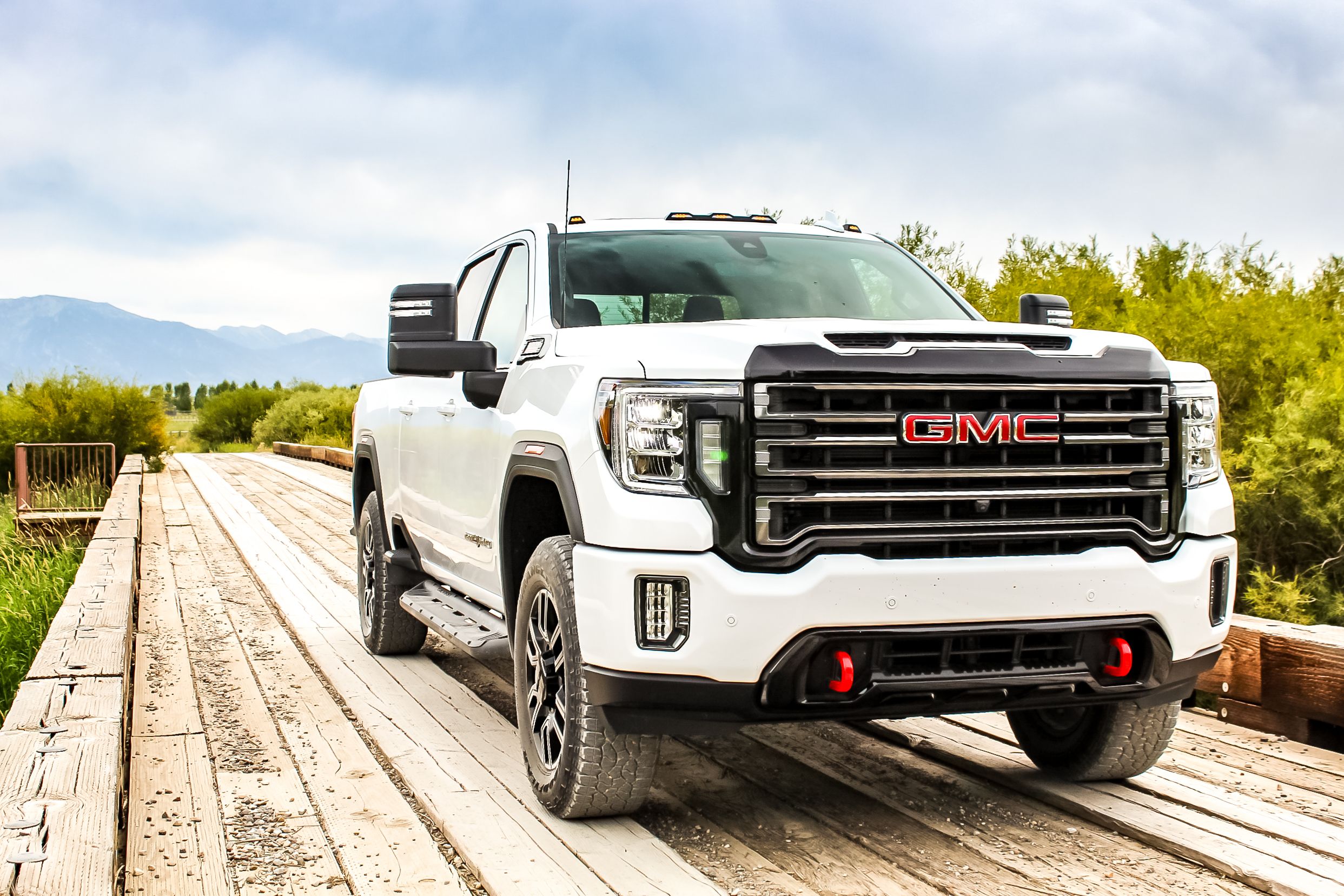 2020 GMC Sierra Heavy Duty First Drive Review: A Tech And Towing Monster