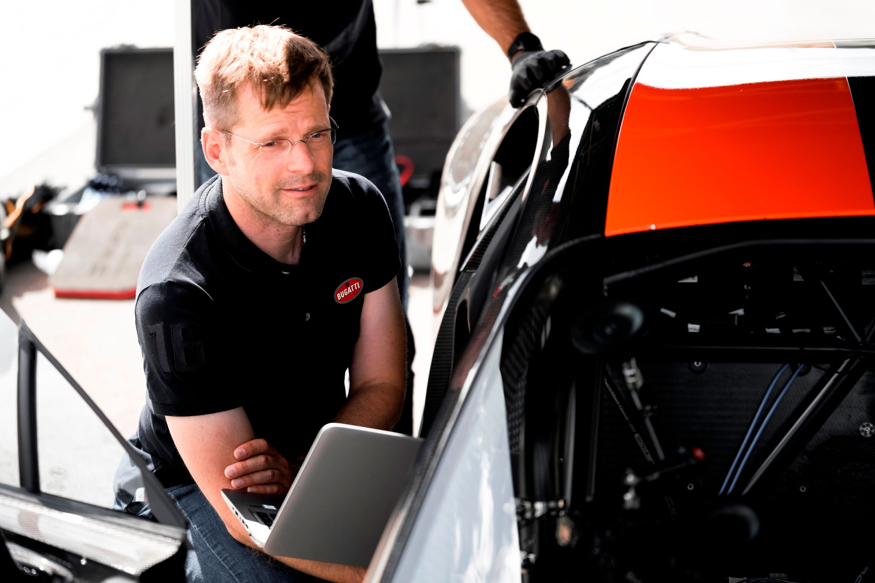 BREAKING: Bugatti Chiron Breaks 300-MPH Speed Record