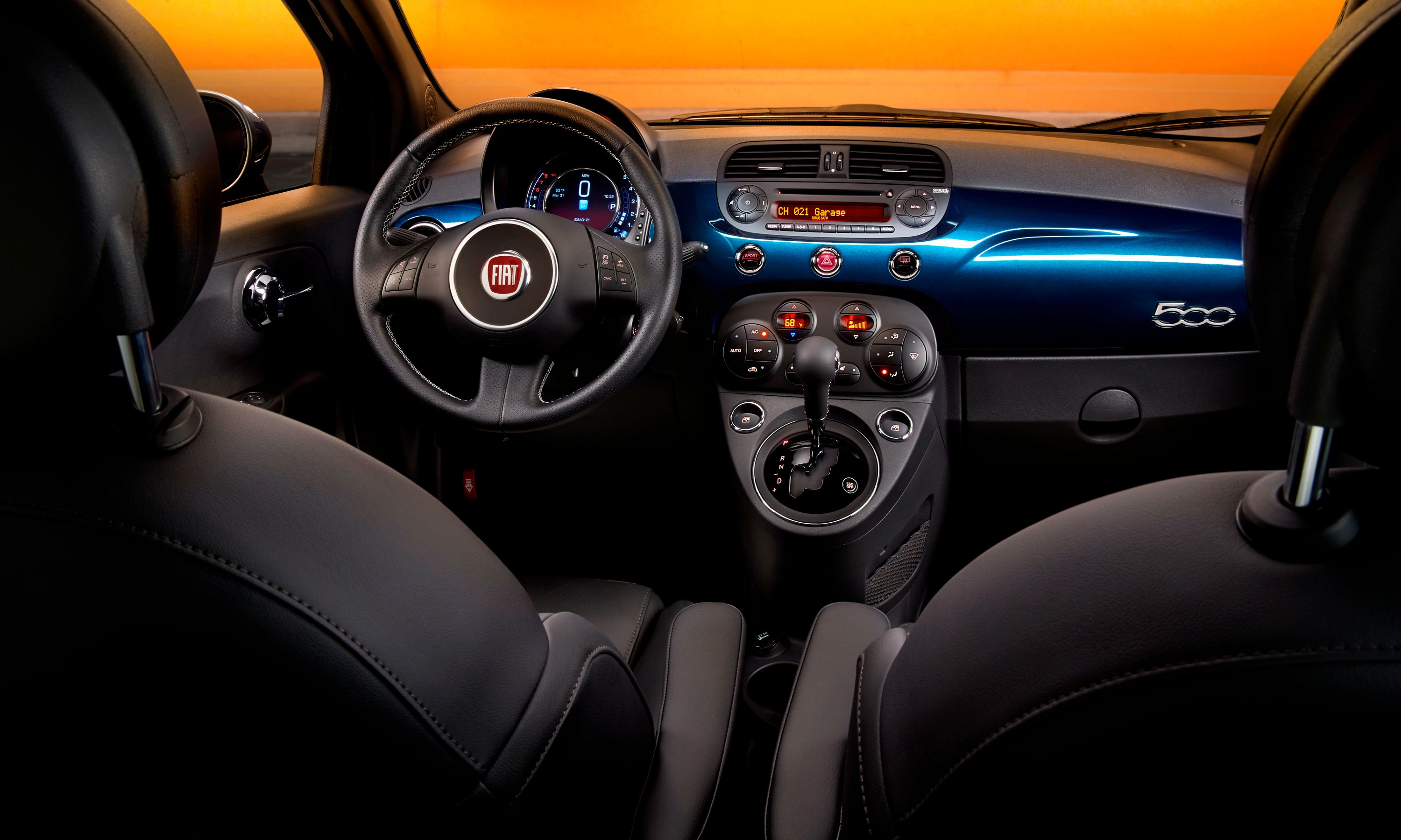2014 Fiat 500 Interior Photos