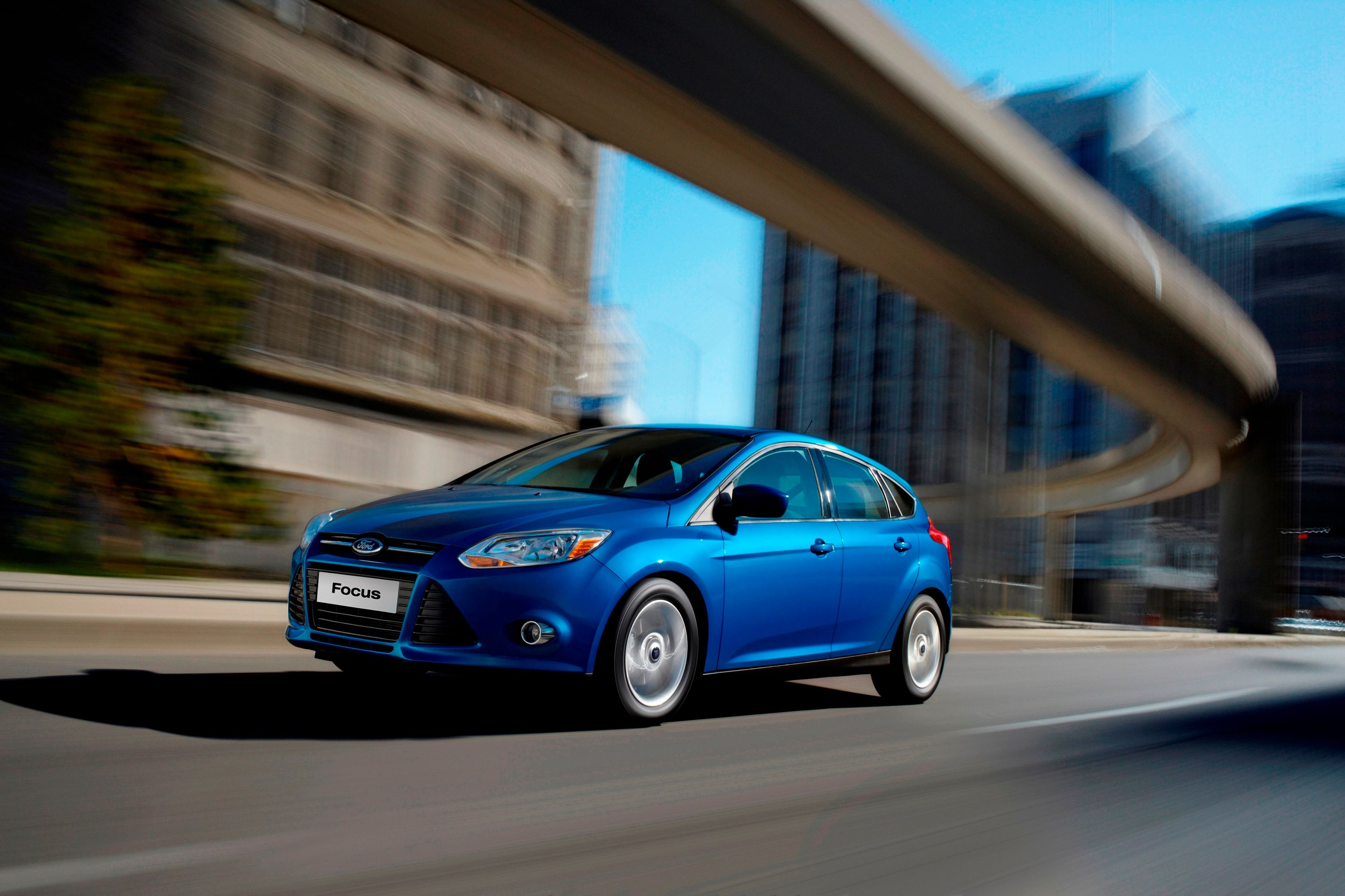 2012 Ford Focus Se Hatchback White Still A Reliable Ride Or A Headache - qgcsga1