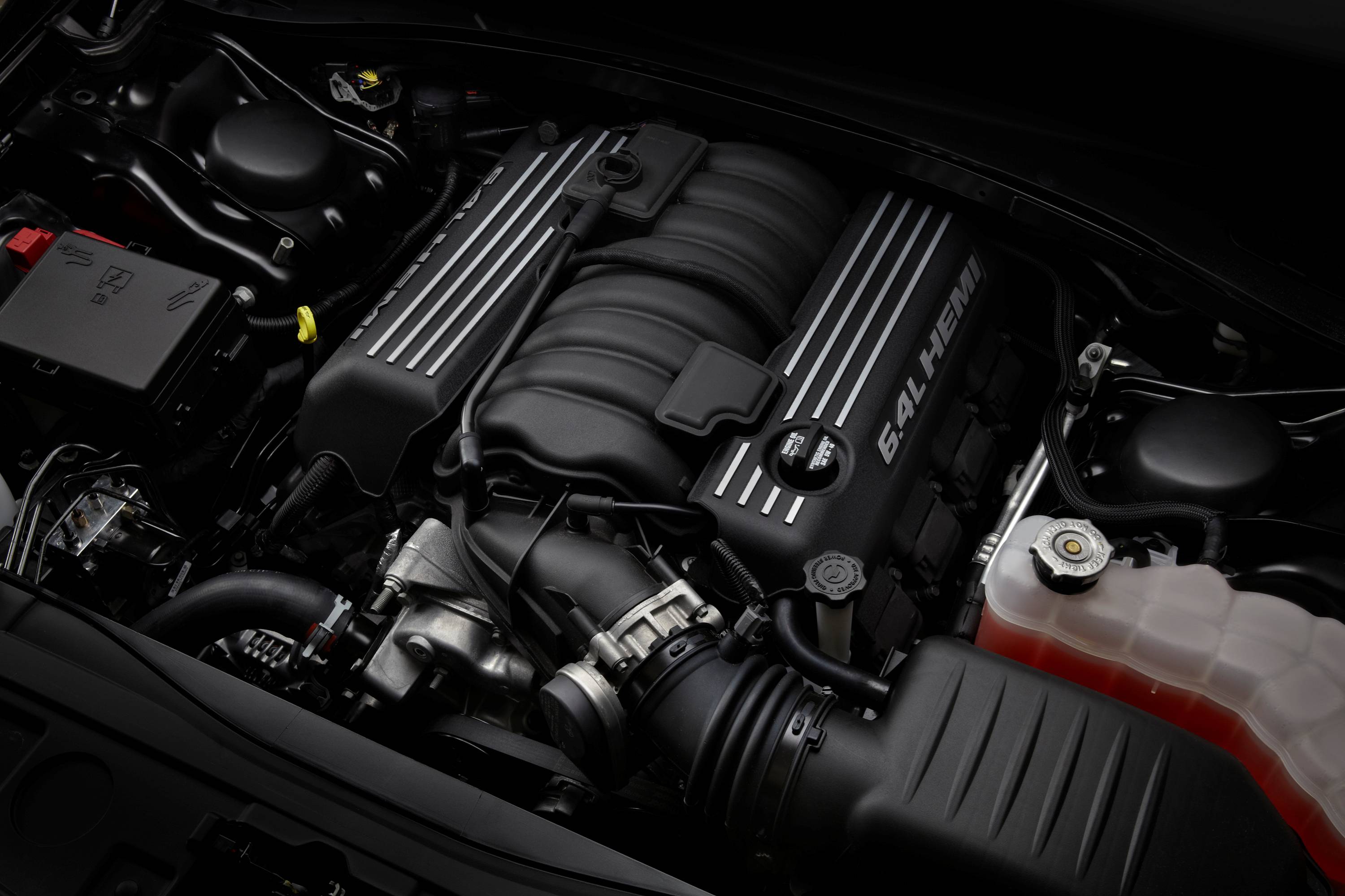 Chrysler Racing A Used Chrysler 300 SRT-8 Makes You A Baller On A Budget