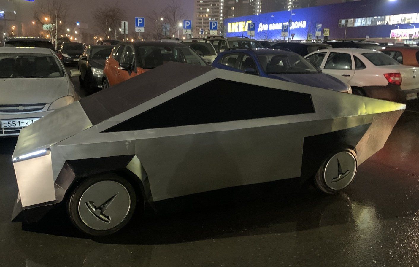 People Aren't Waiting For Tesla To Build The Cybertruck